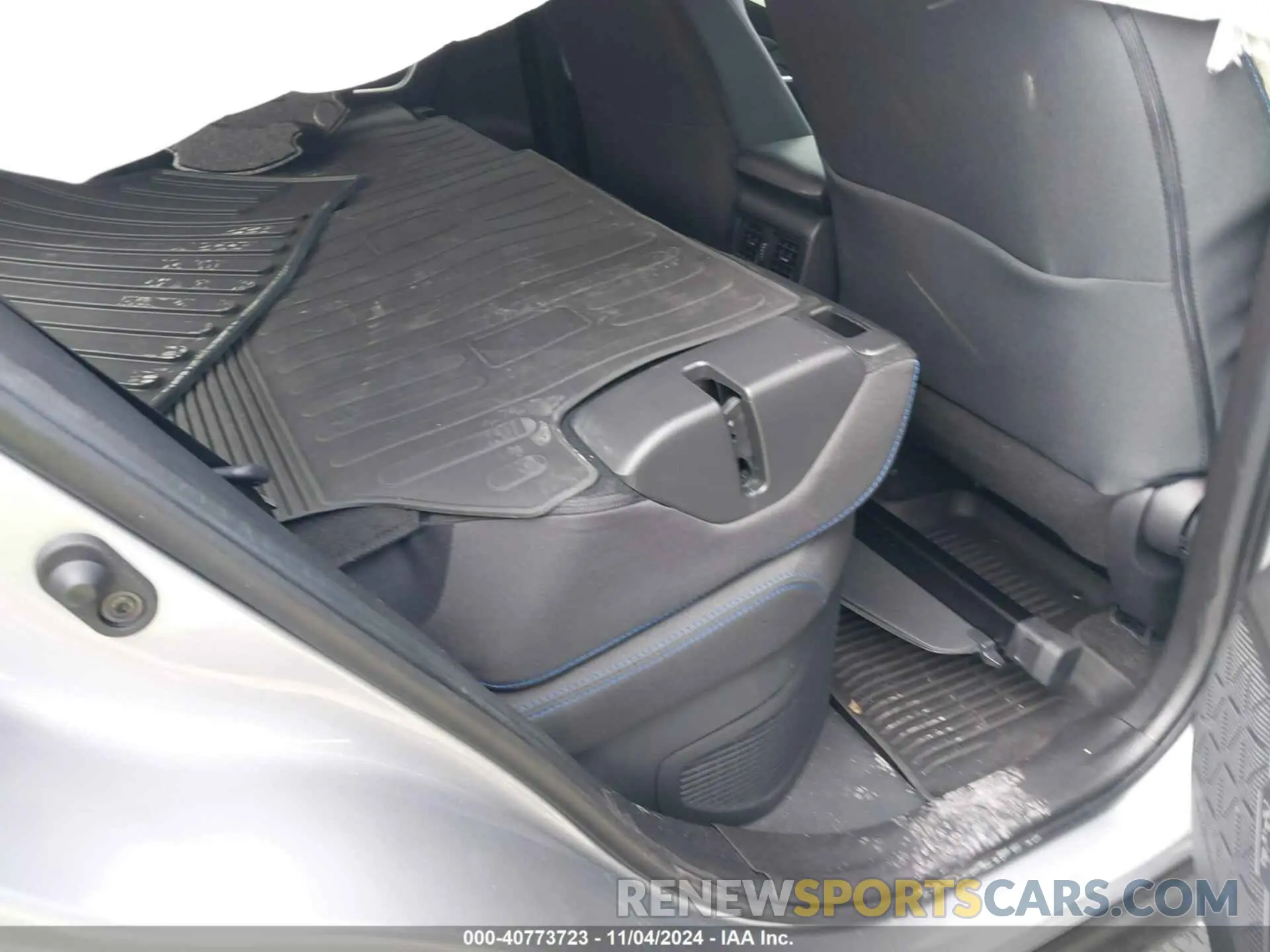 8 Photograph of a damaged car JTM16RFV0PD083927 TOYOTA RAV4 HYBRID 2023