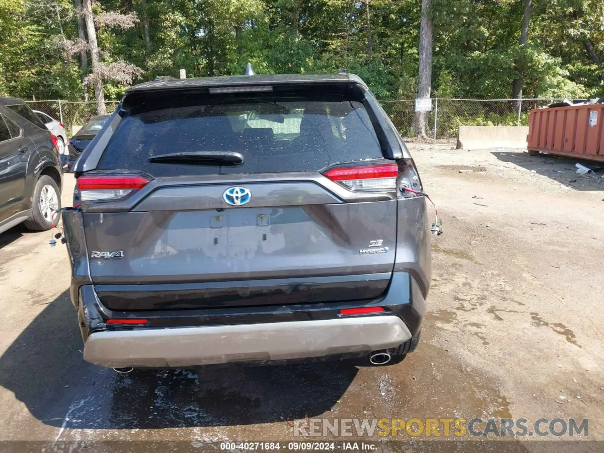 17 Photograph of a damaged car JTM16RFV5PD085043 TOYOTA RAV4 HYBRID 2023