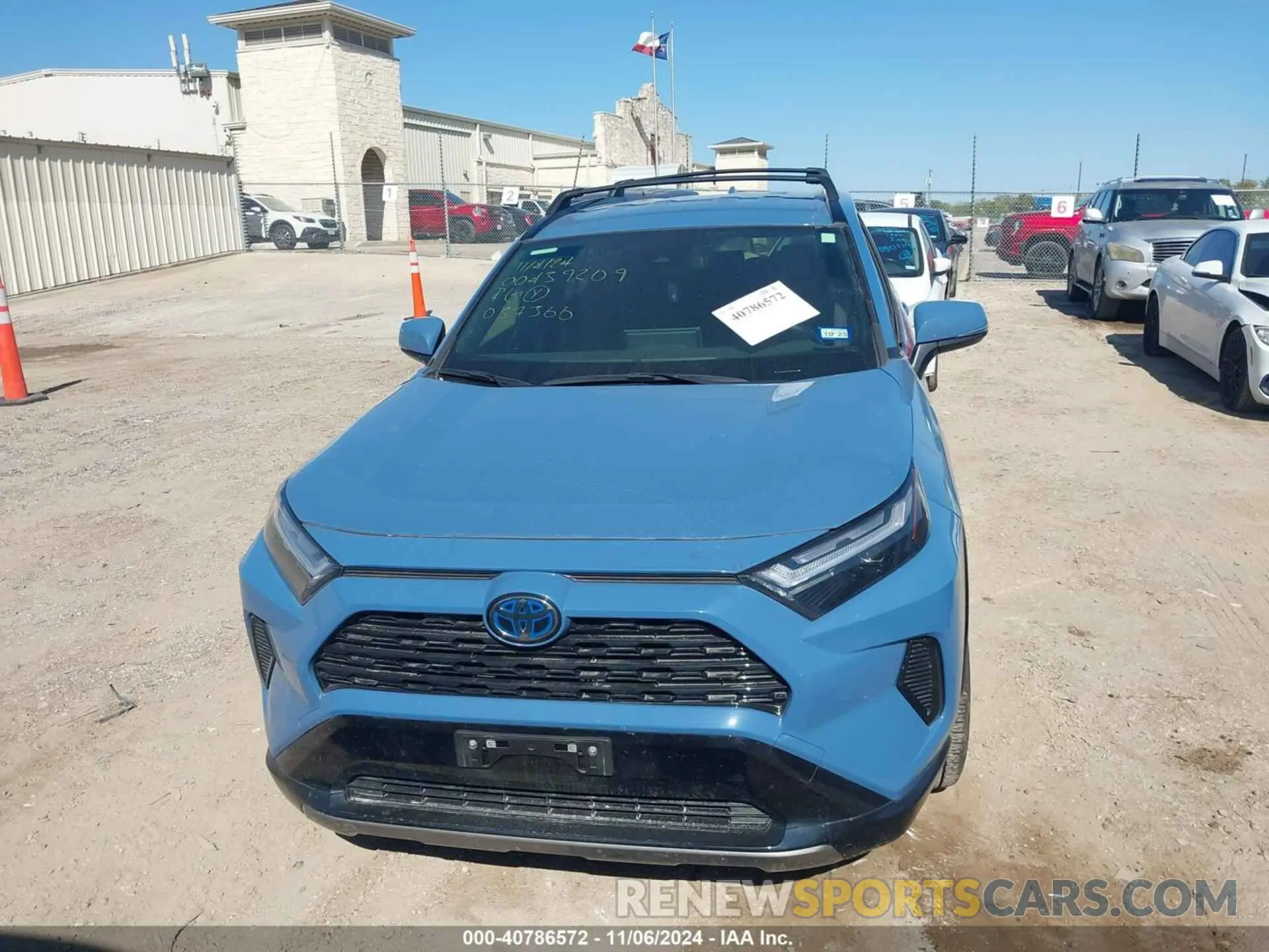 11 Photograph of a damaged car JTM16RFV7PJ037366 TOYOTA RAV4 HYBRID 2023
