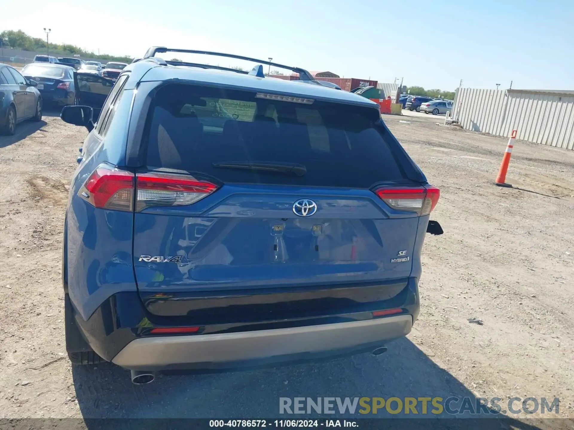 15 Photograph of a damaged car JTM16RFV7PJ037366 TOYOTA RAV4 HYBRID 2023