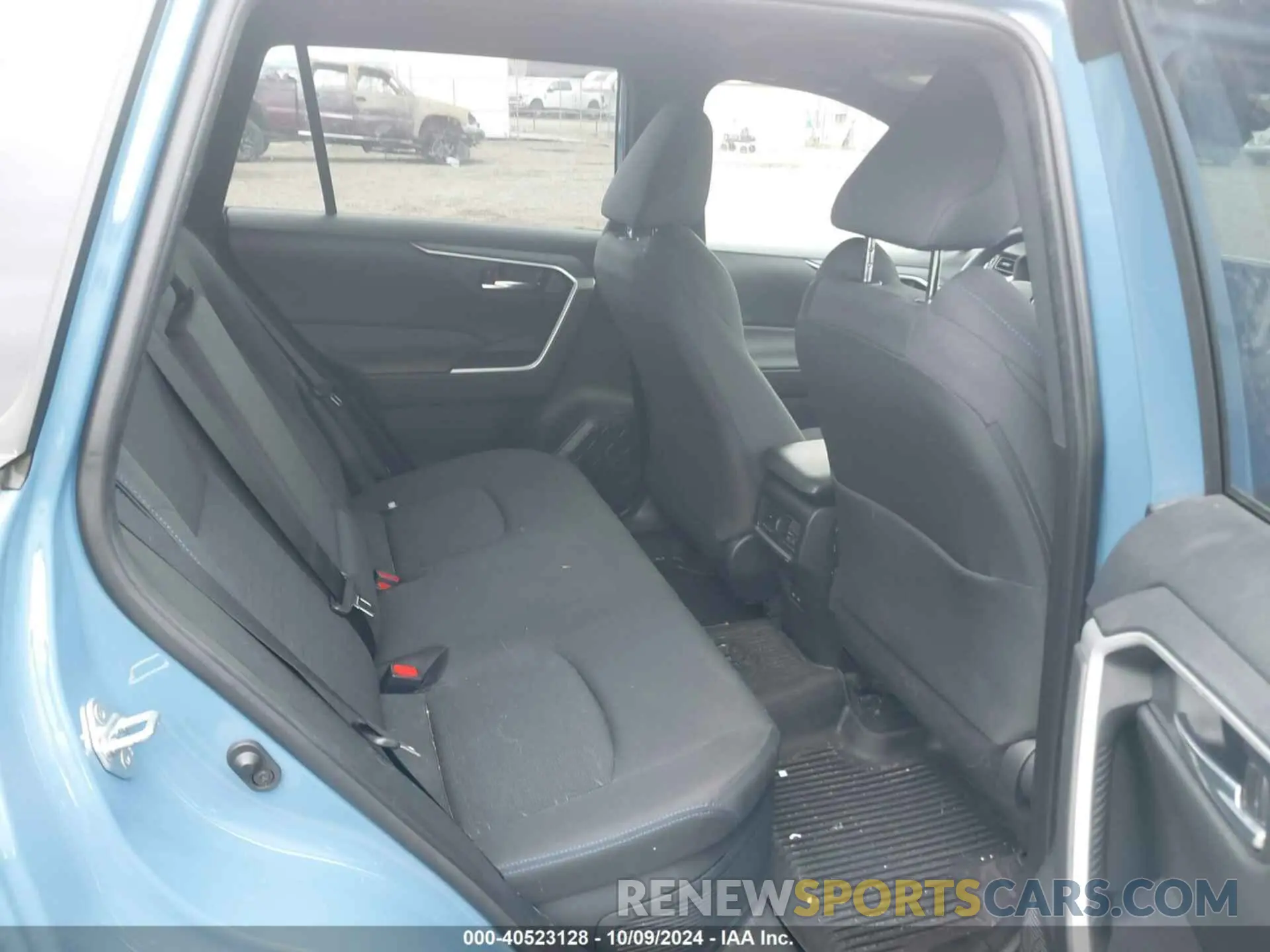 8 Photograph of a damaged car JTM16RFVXPD091890 TOYOTA RAV4 HYBRID 2023