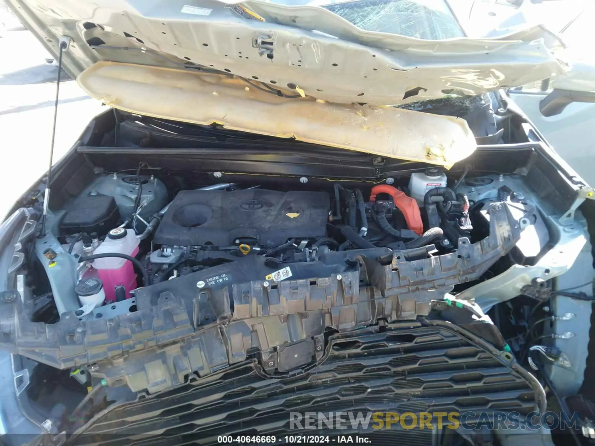 10 Photograph of a damaged car JTMB6RFV0PD113996 TOYOTA RAV4 HYBRID 2023