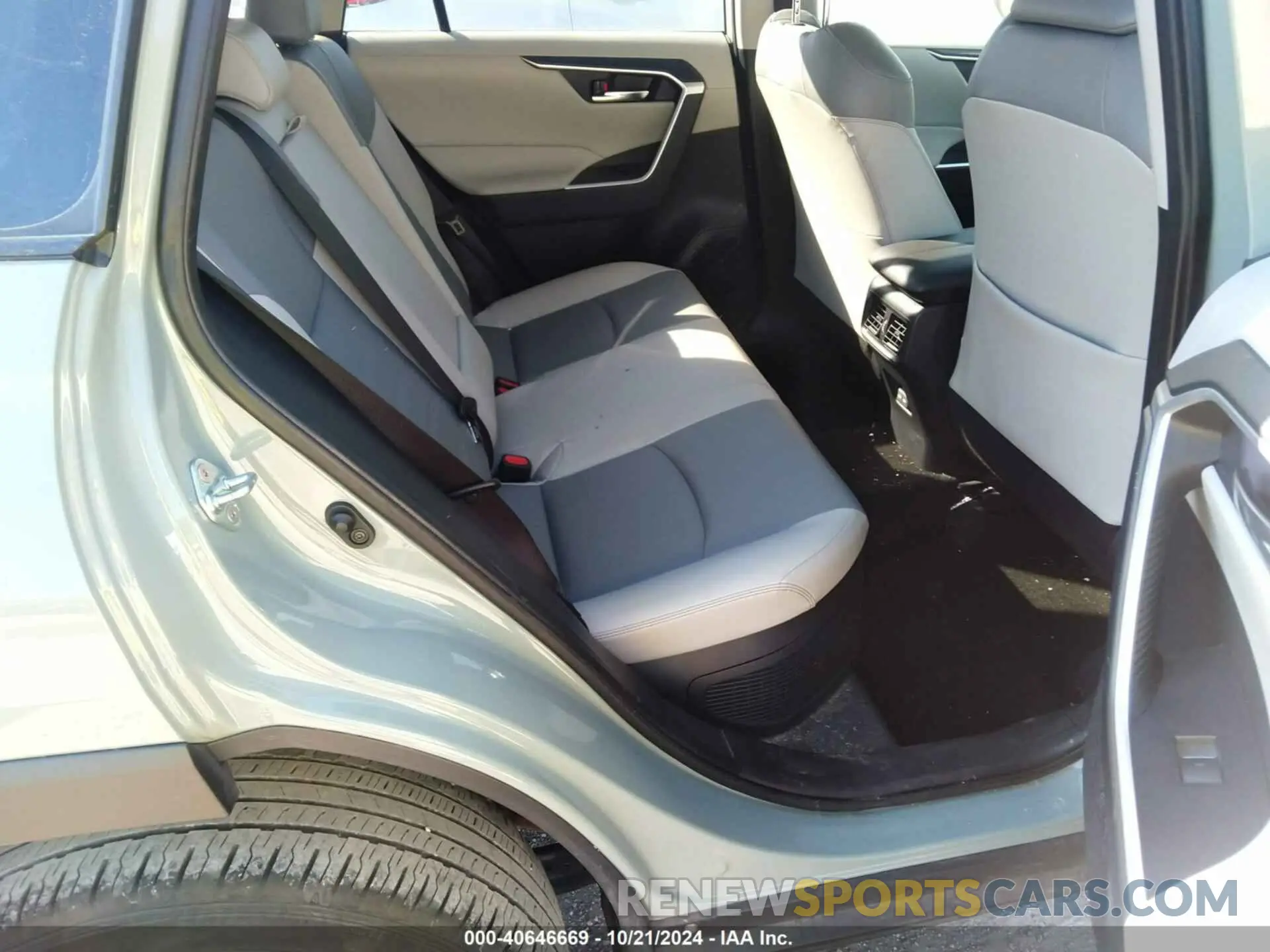 8 Photograph of a damaged car JTMB6RFV0PD113996 TOYOTA RAV4 HYBRID 2023