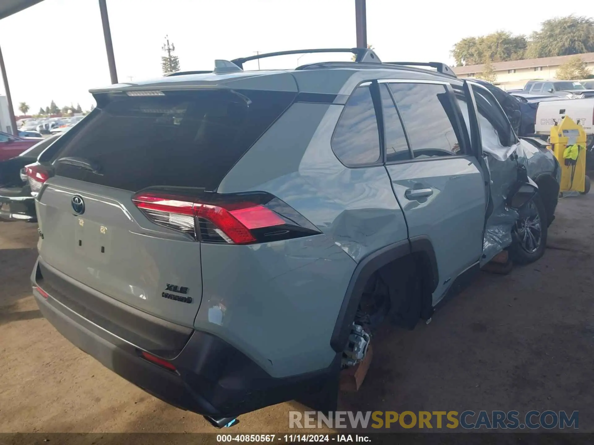 4 Photograph of a damaged car JTMB6RFV1PD096075 TOYOTA RAV4 HYBRID 2023