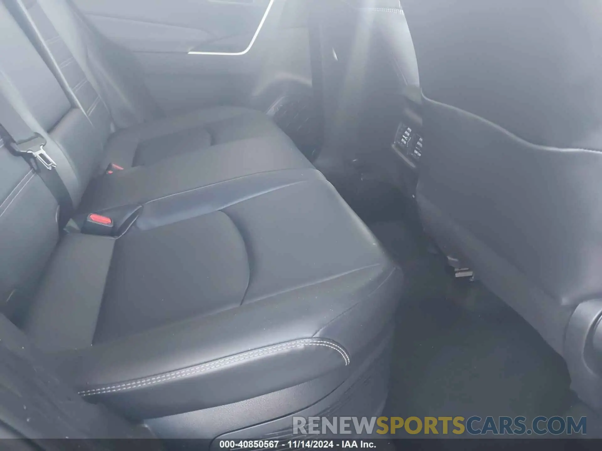 8 Photograph of a damaged car JTMB6RFV1PD096075 TOYOTA RAV4 HYBRID 2023