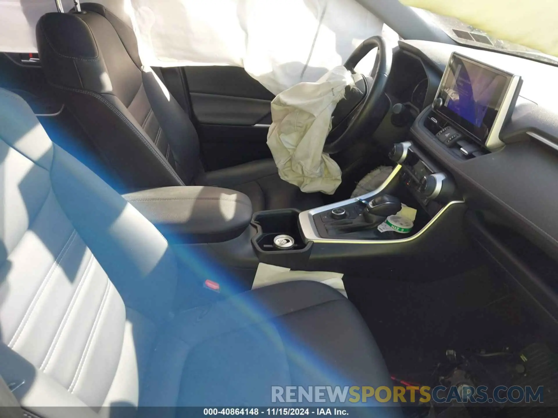 5 Photograph of a damaged car JTMB6RFV2PD113384 TOYOTA RAV4 HYBRID 2023
