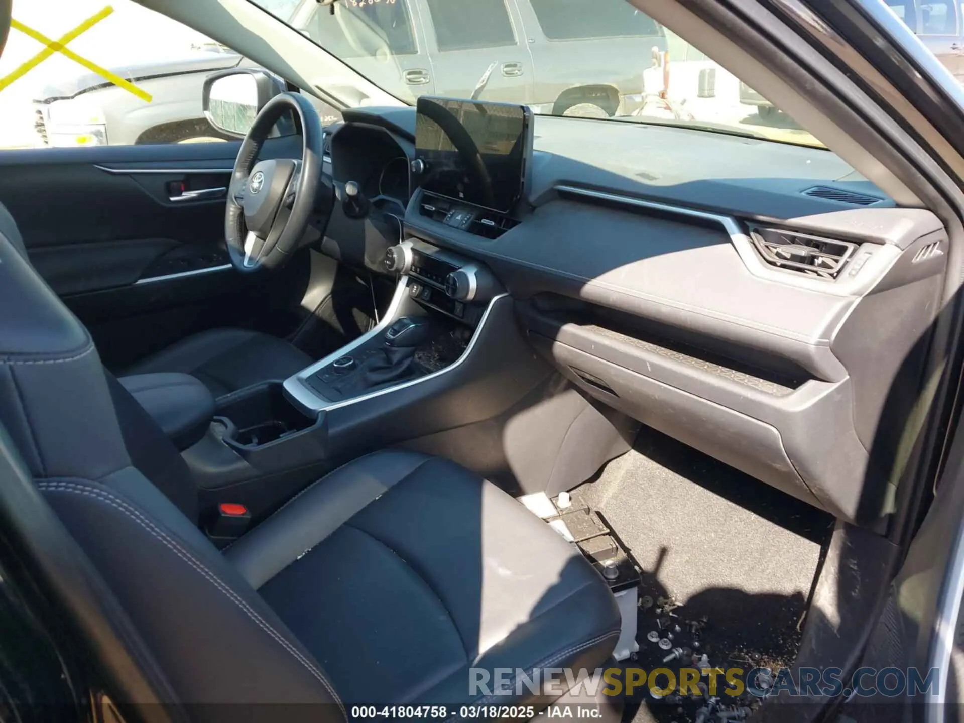 5 Photograph of a damaged car JTMB6RFV4PD082171 TOYOTA RAV4 HYBRID 2023