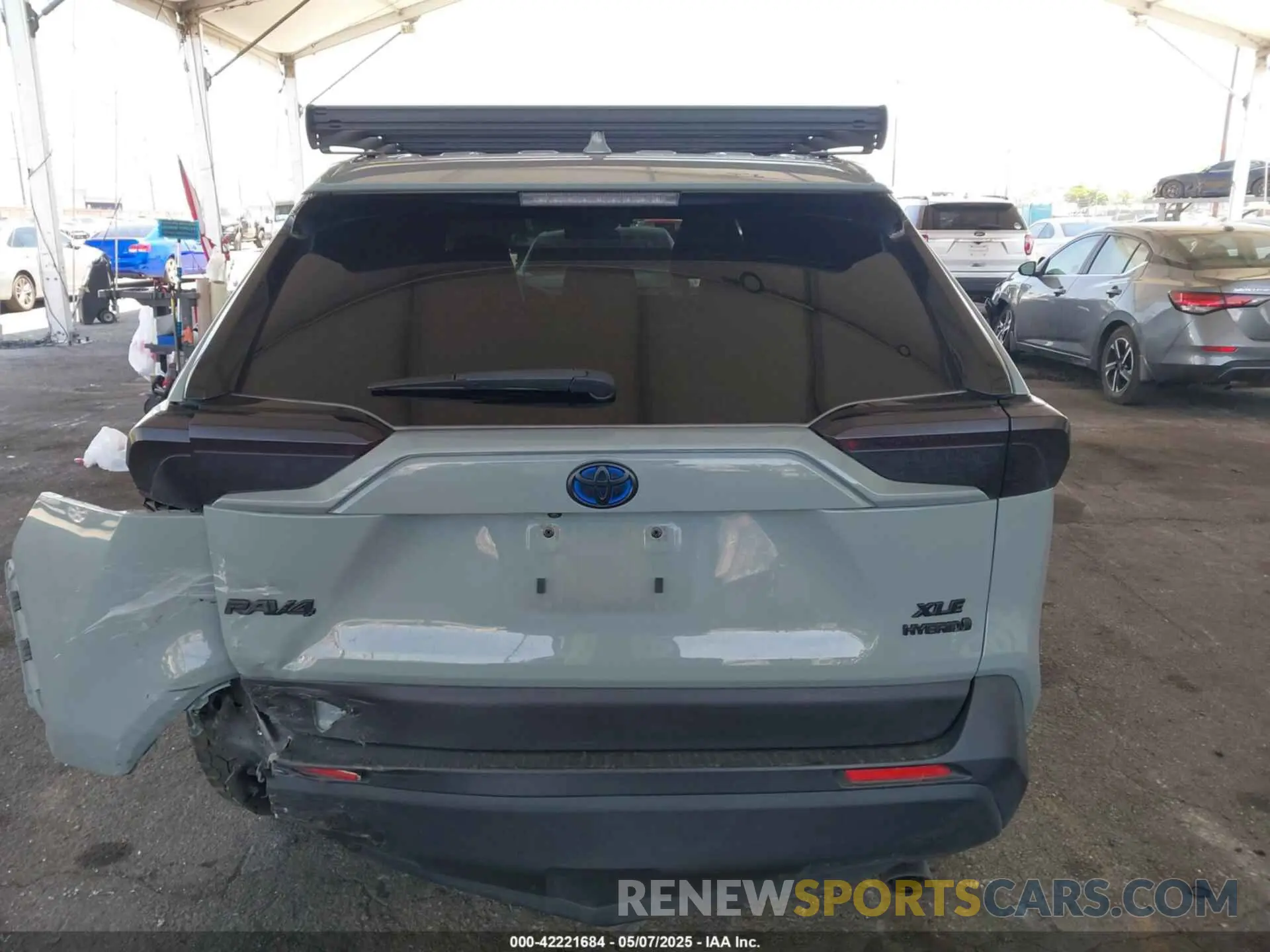 16 Photograph of a damaged car JTMB6RFV4PD097043 TOYOTA RAV4 HYBRID 2023