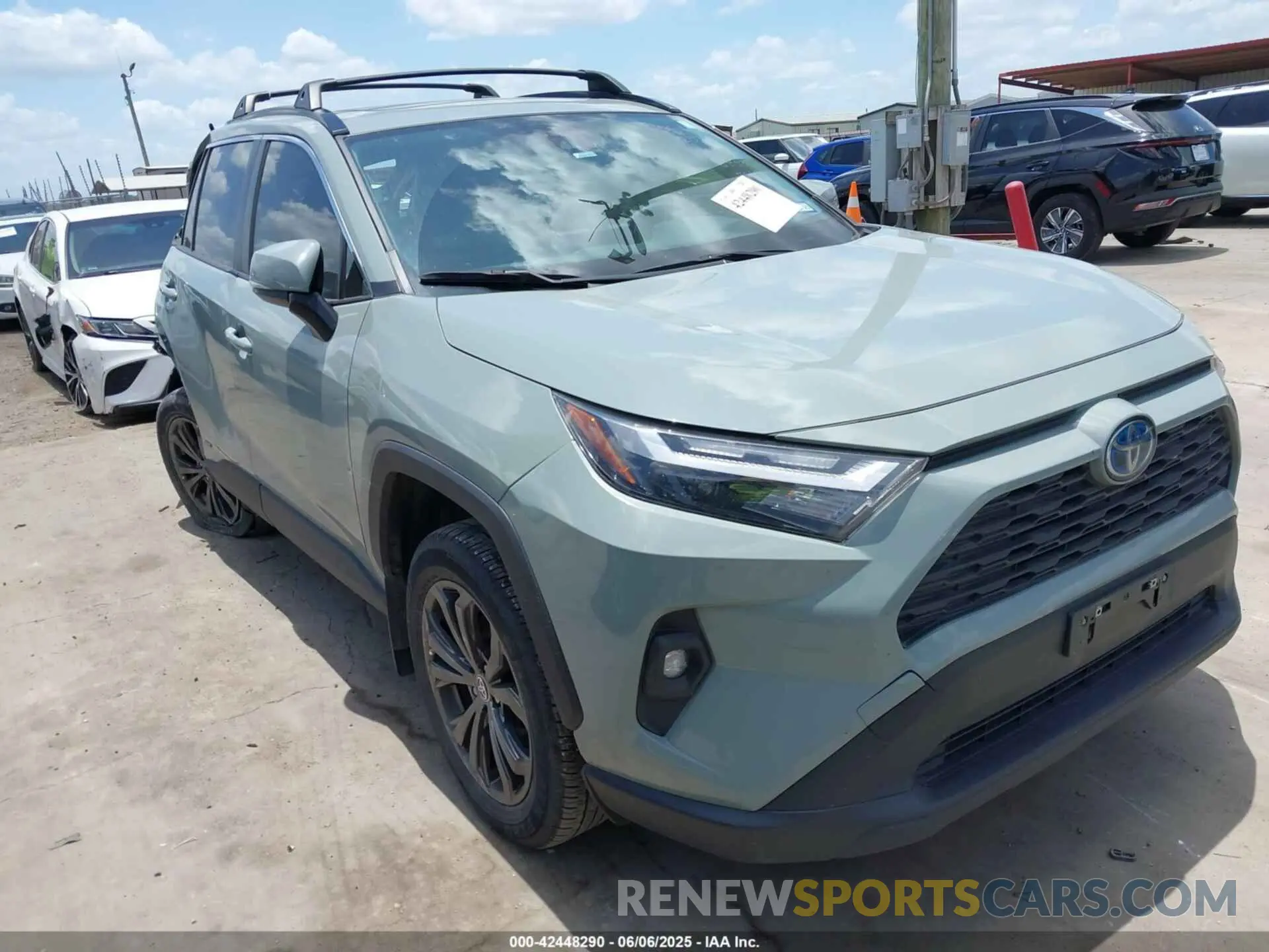 1 Photograph of a damaged car JTMB6RFV6PD079532 TOYOTA RAV4 HYBRID 2023