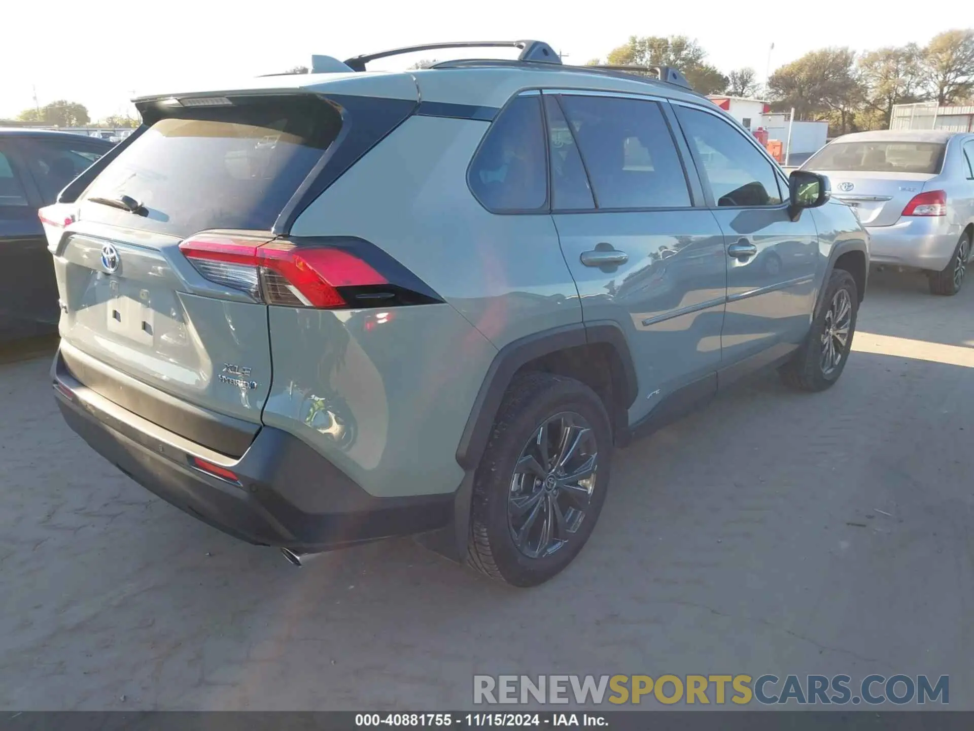 4 Photograph of a damaged car JTMB6RFV8PJ029989 TOYOTA RAV4 HYBRID 2023