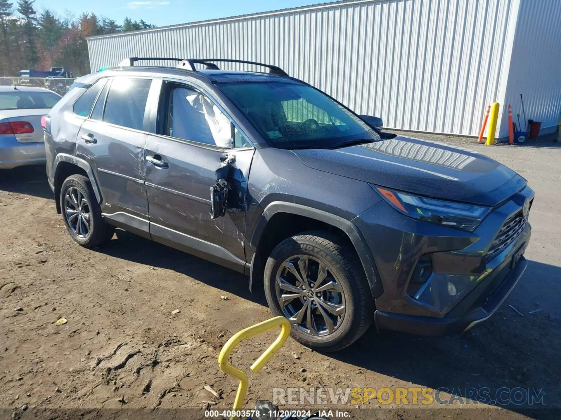 1 Photograph of a damaged car JTMD6RFV0PD097081 TOYOTA RAV4 HYBRID 2023