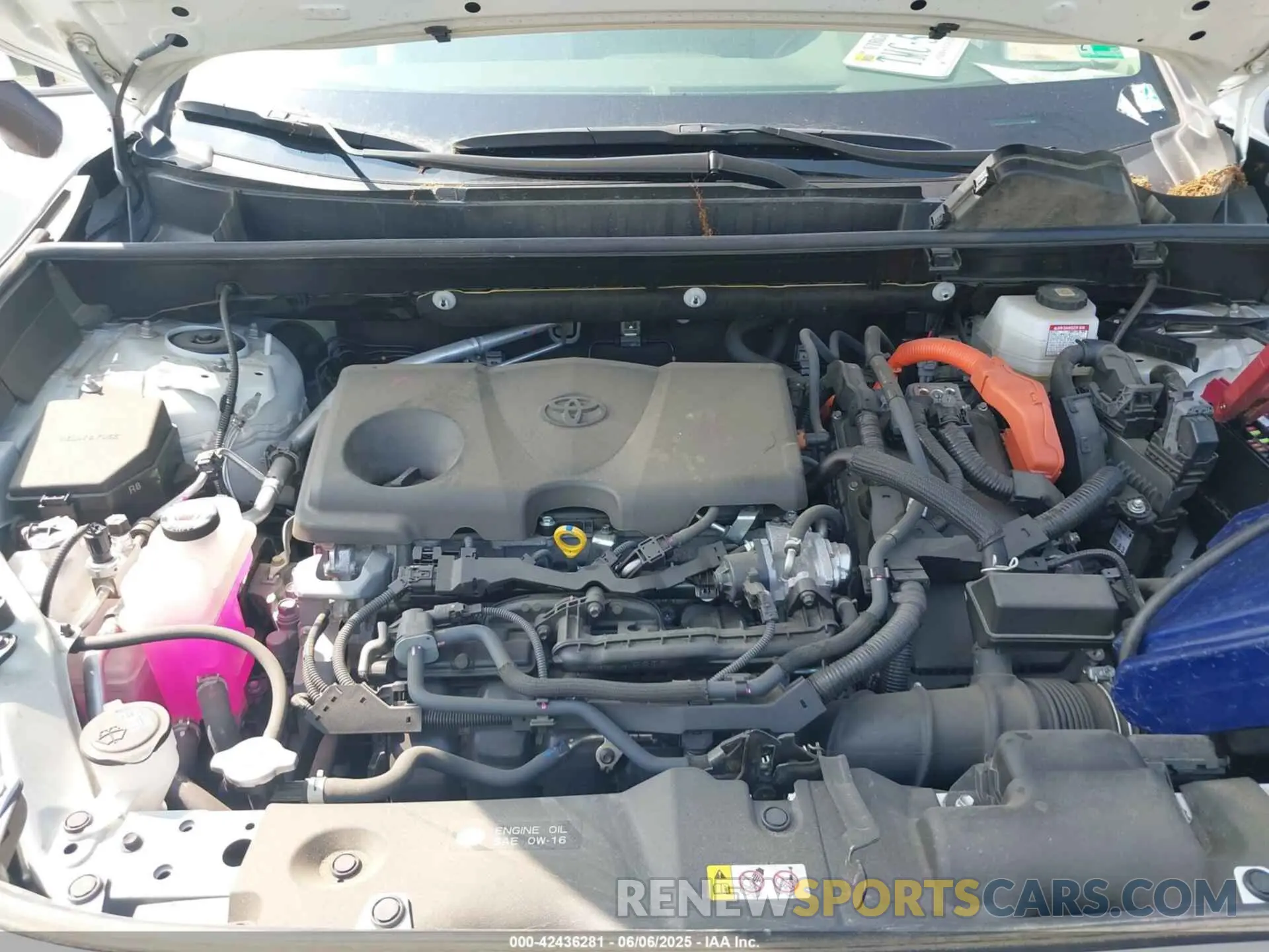 10 Photograph of a damaged car JTMD6RFV2PD547202 TOYOTA RAV4 HYBRID 2023