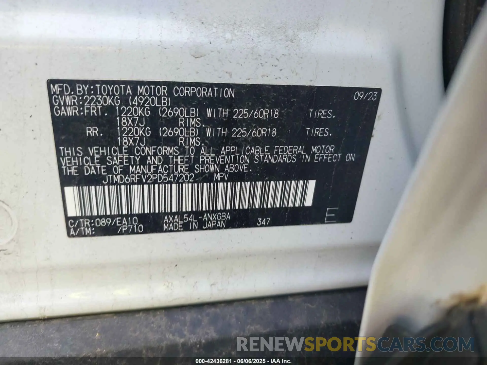 9 Photograph of a damaged car JTMD6RFV2PD547202 TOYOTA RAV4 HYBRID 2023
