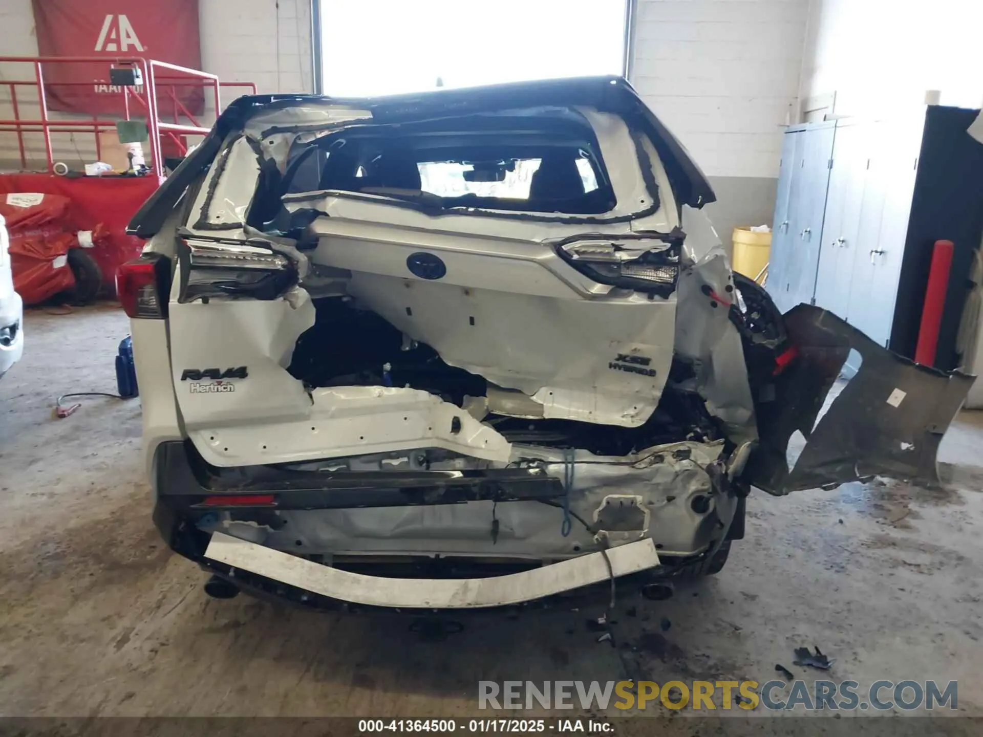 6 Photograph of a damaged car JTME6RFV5PJ038596 TOYOTA RAV4 HYBRID 2023
