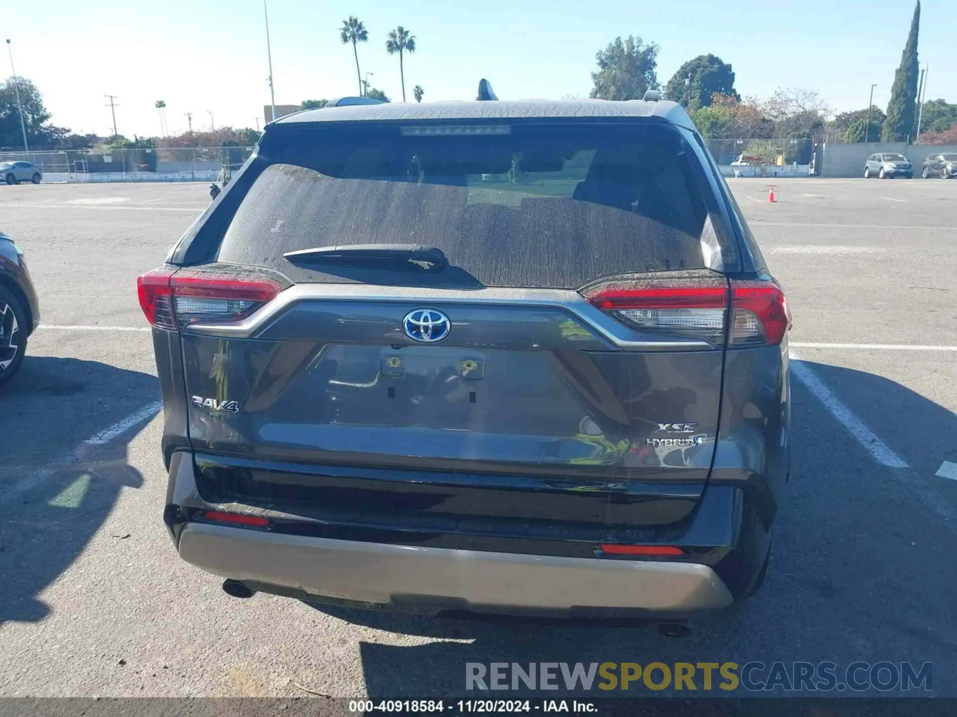 16 Photograph of a damaged car JTME6RFV7PJ036669 TOYOTA RAV4 HYBRID 2023