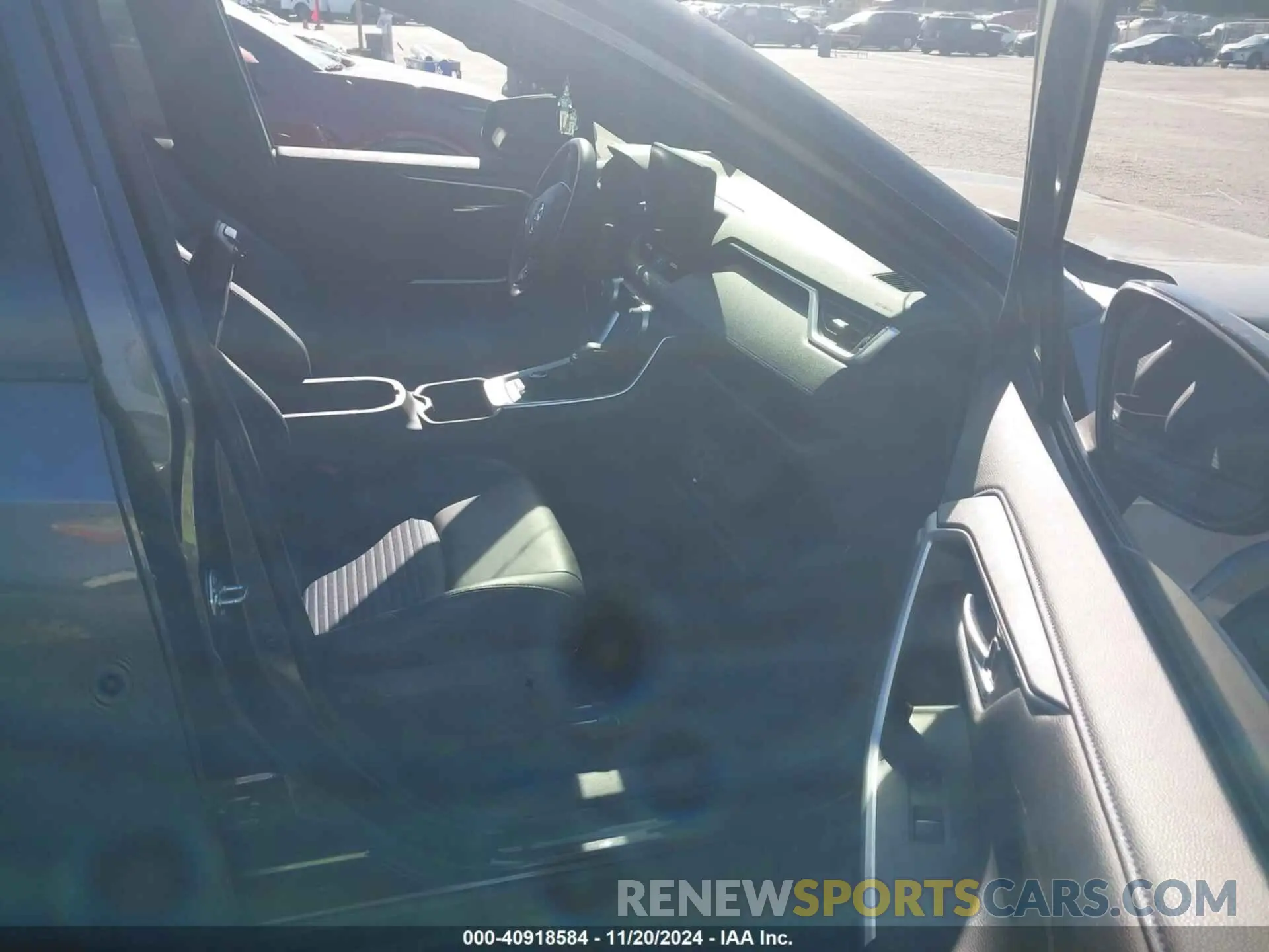 5 Photograph of a damaged car JTME6RFV7PJ036669 TOYOTA RAV4 HYBRID 2023