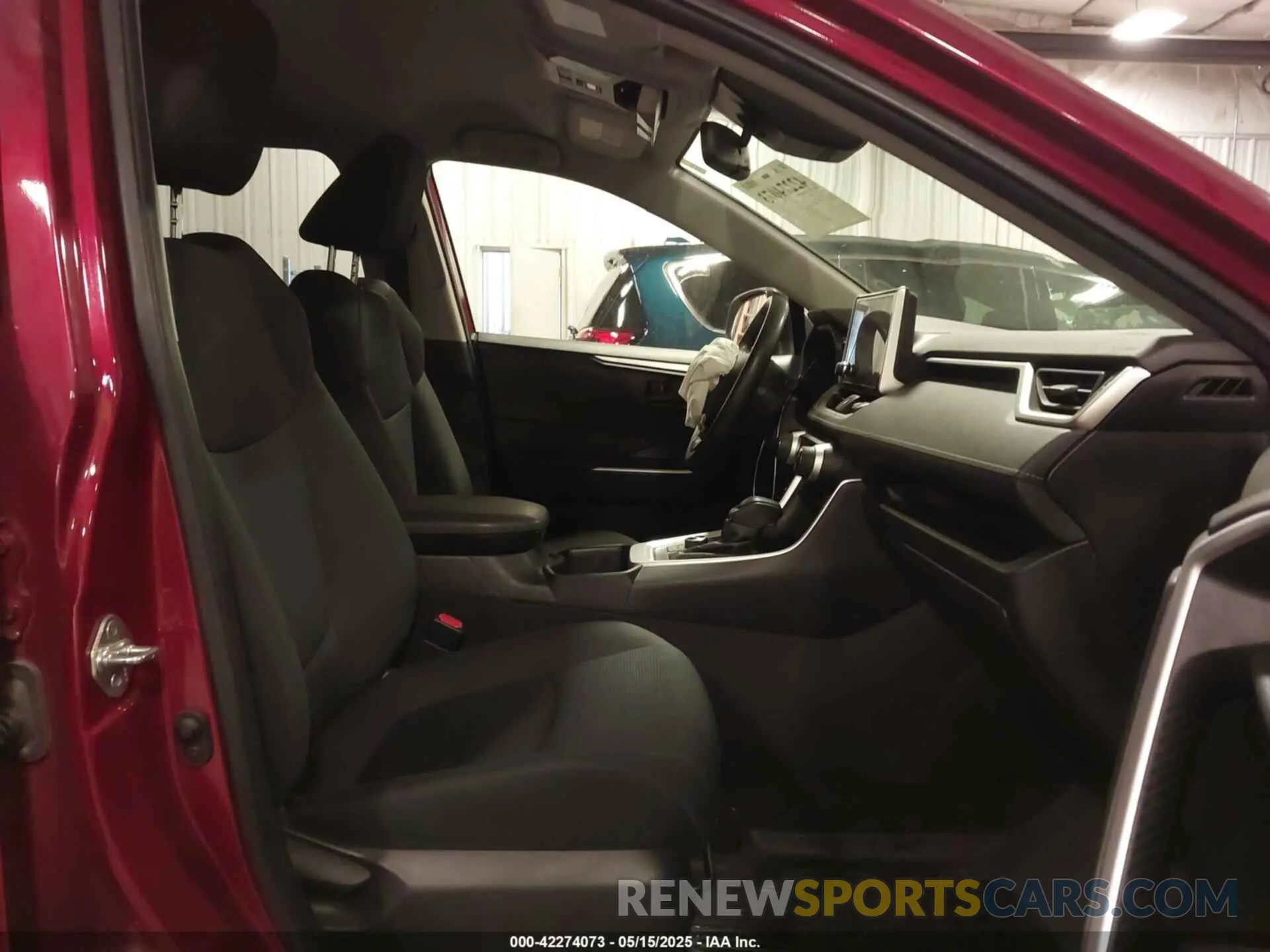 5 Photograph of a damaged car JTMLWRFV6PD172121 TOYOTA RAV4 HYBRID 2023