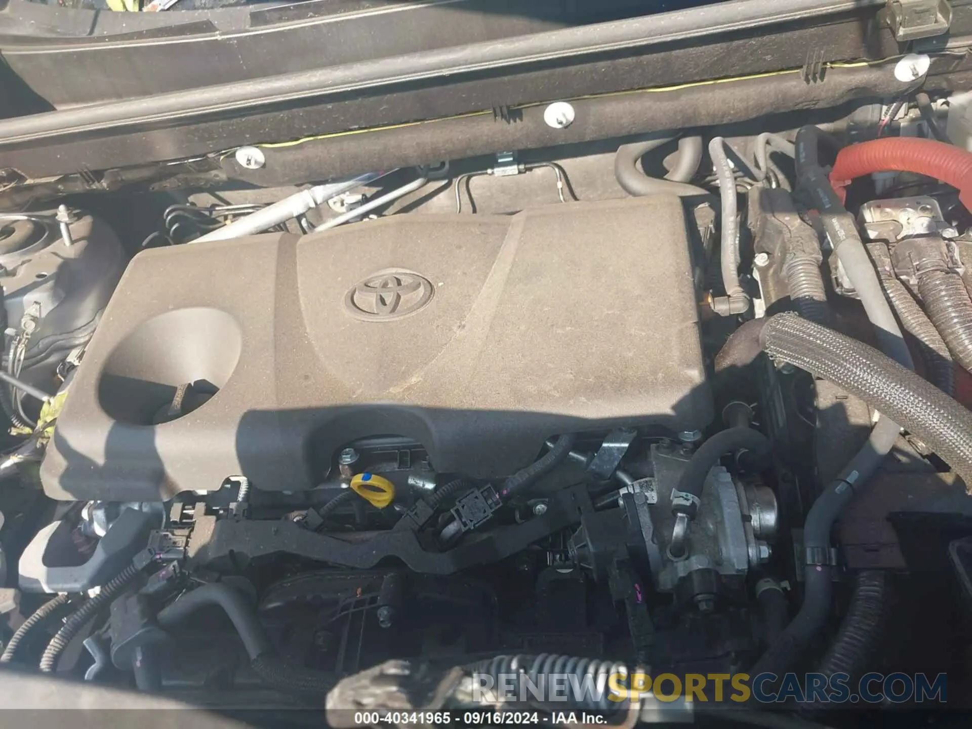 10 Photograph of a damaged car JTMLWRFV9PD573257 TOYOTA RAV4 HYBRID 2023