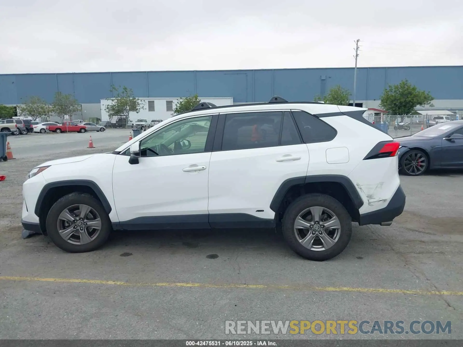 14 Photograph of a damaged car JTMMWRFV3PD193495 TOYOTA RAV4 HYBRID 2023