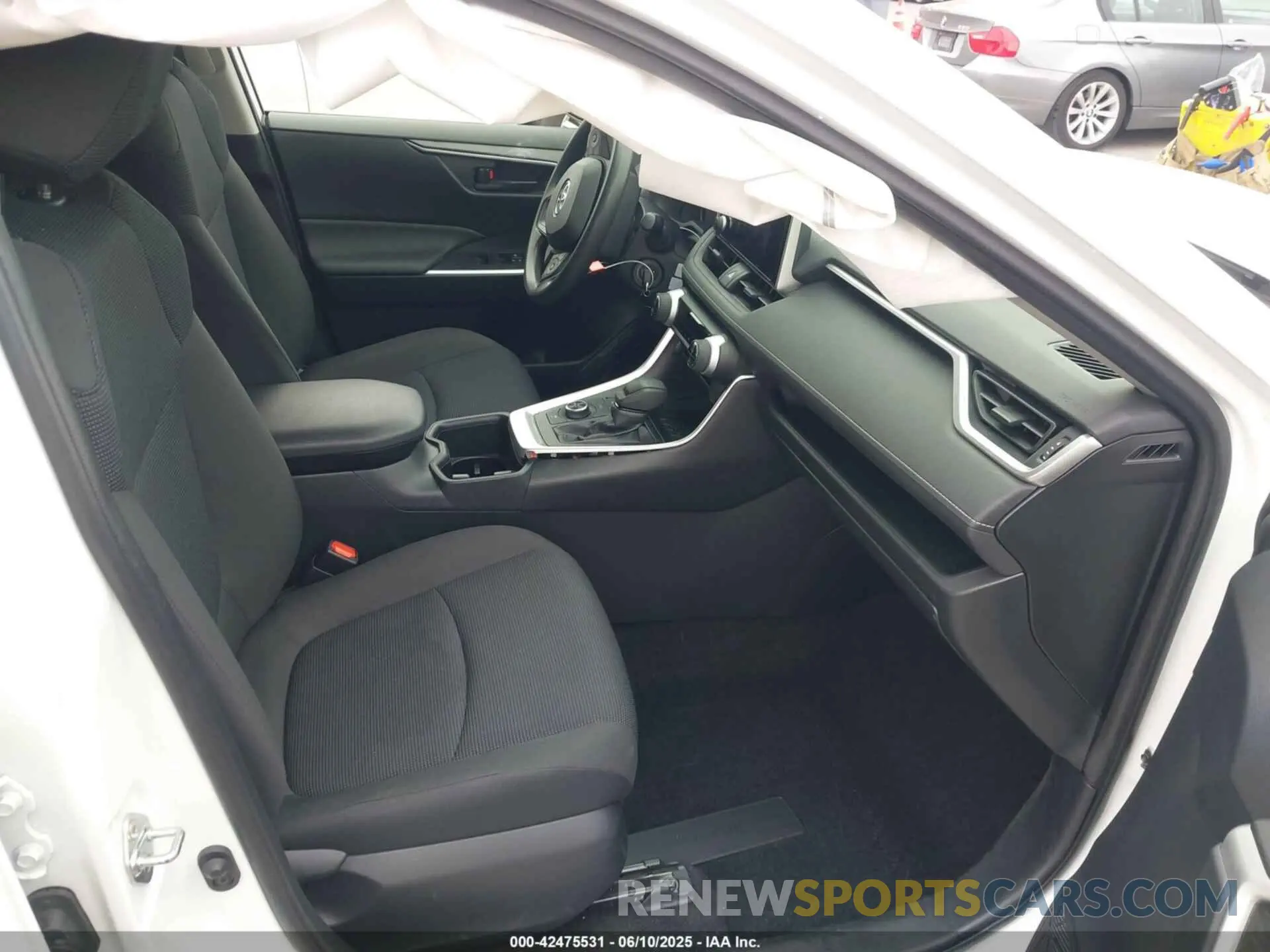 5 Photograph of a damaged car JTMMWRFV3PD193495 TOYOTA RAV4 HYBRID 2023