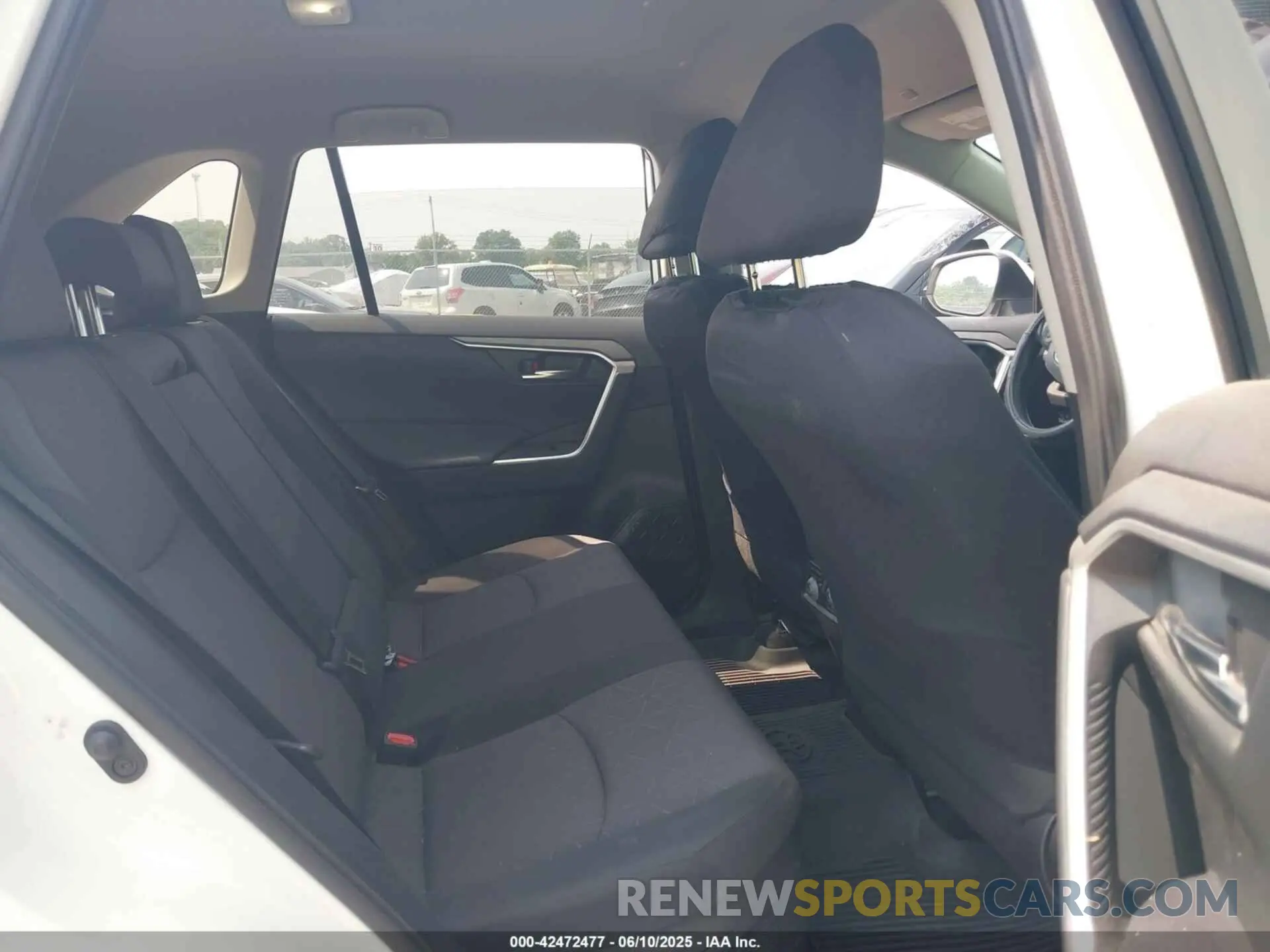 8 Photograph of a damaged car JTMRWRFV3PD193437 TOYOTA RAV4 HYBRID 2023