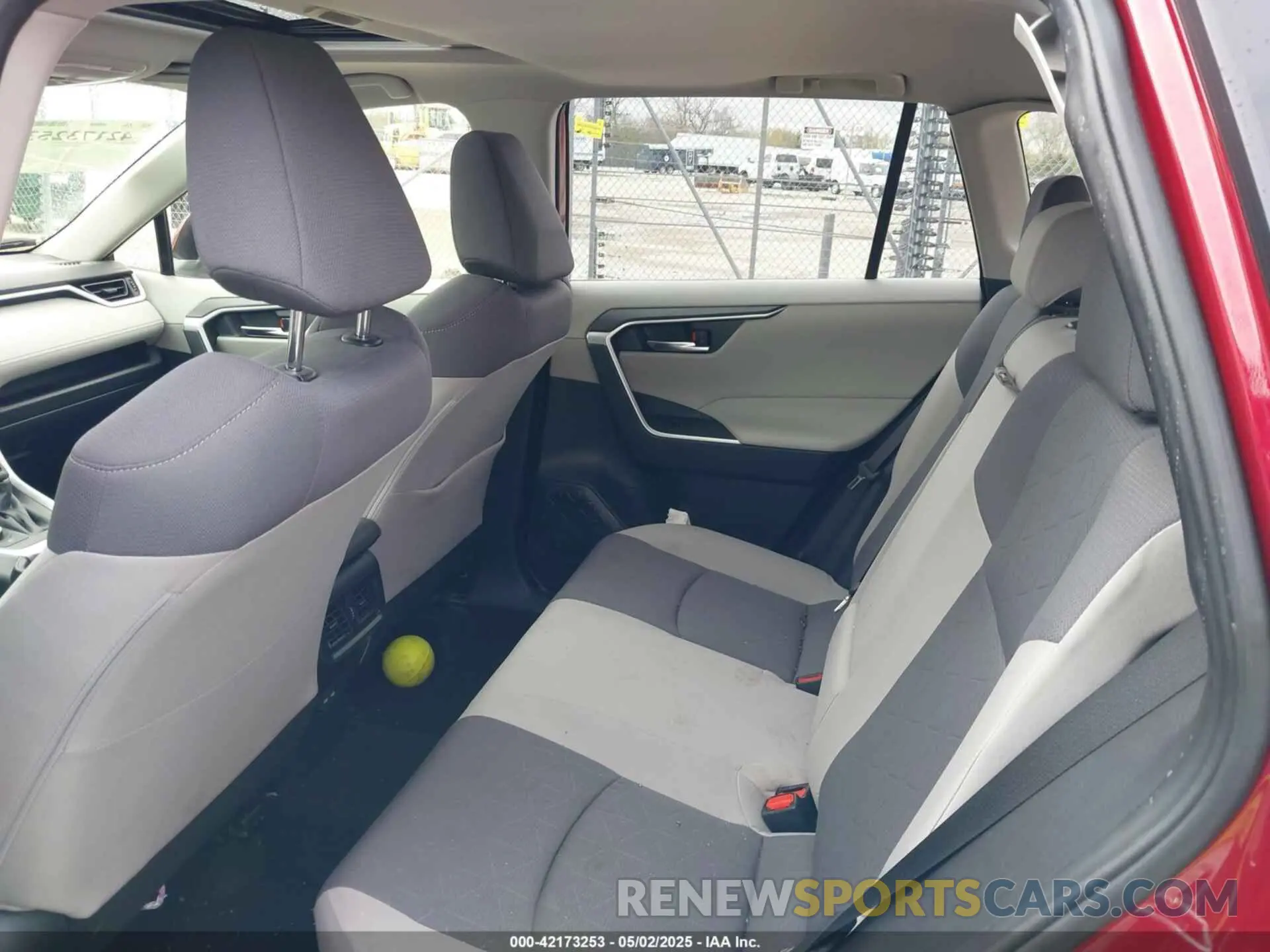 8 Photograph of a damaged car JTMRWRFV3PD205294 TOYOTA RAV4 HYBRID 2023