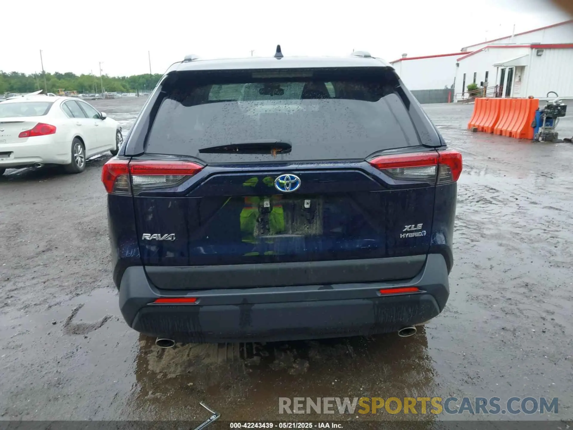 16 Photograph of a damaged car JTMRWRFVXPD572094 TOYOTA RAV4 HYBRID 2023