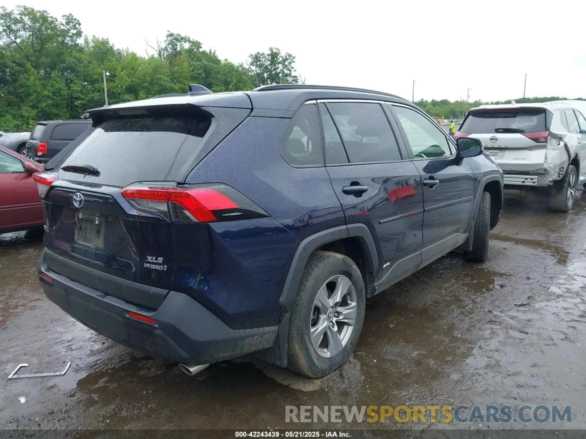 4 Photograph of a damaged car JTMRWRFVXPD572094 TOYOTA RAV4 HYBRID 2023