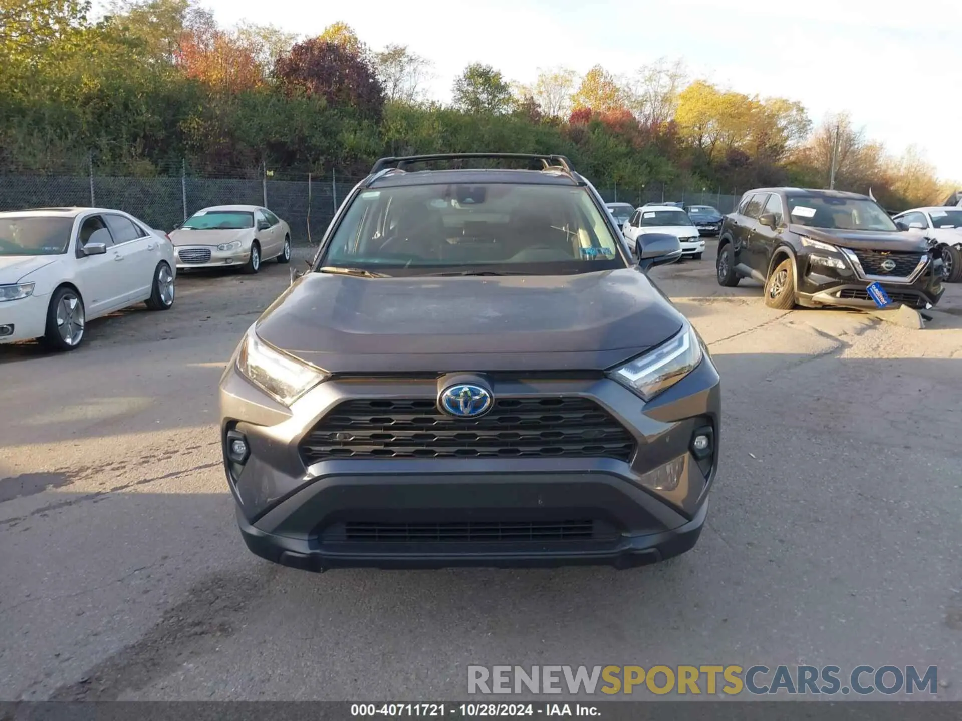 12 Photograph of a damaged car 2T3B6RFV3RW047207 TOYOTA RAV4 HYBRID 2024