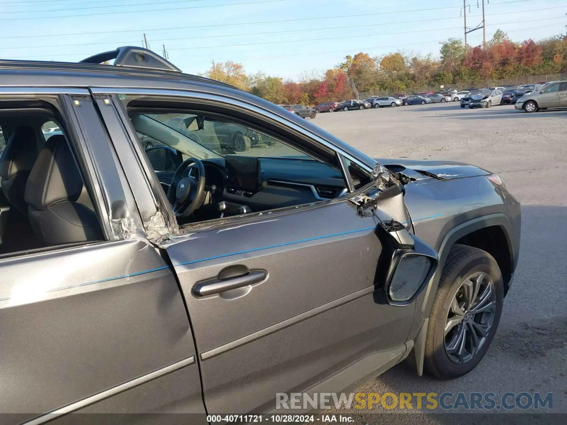 17 Photograph of a damaged car 2T3B6RFV3RW047207 TOYOTA RAV4 HYBRID 2024