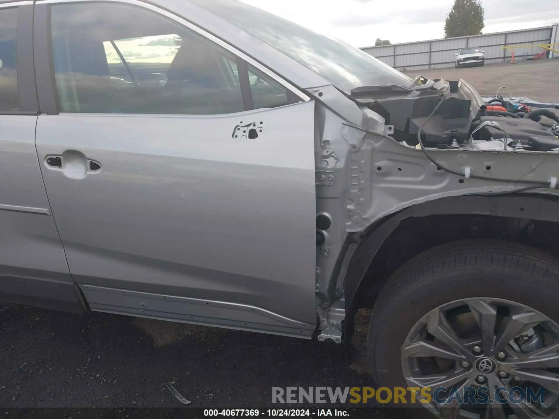 18 Photograph of a damaged car 2T3B6RFV3RW074116 TOYOTA RAV4 HYBRID 2024