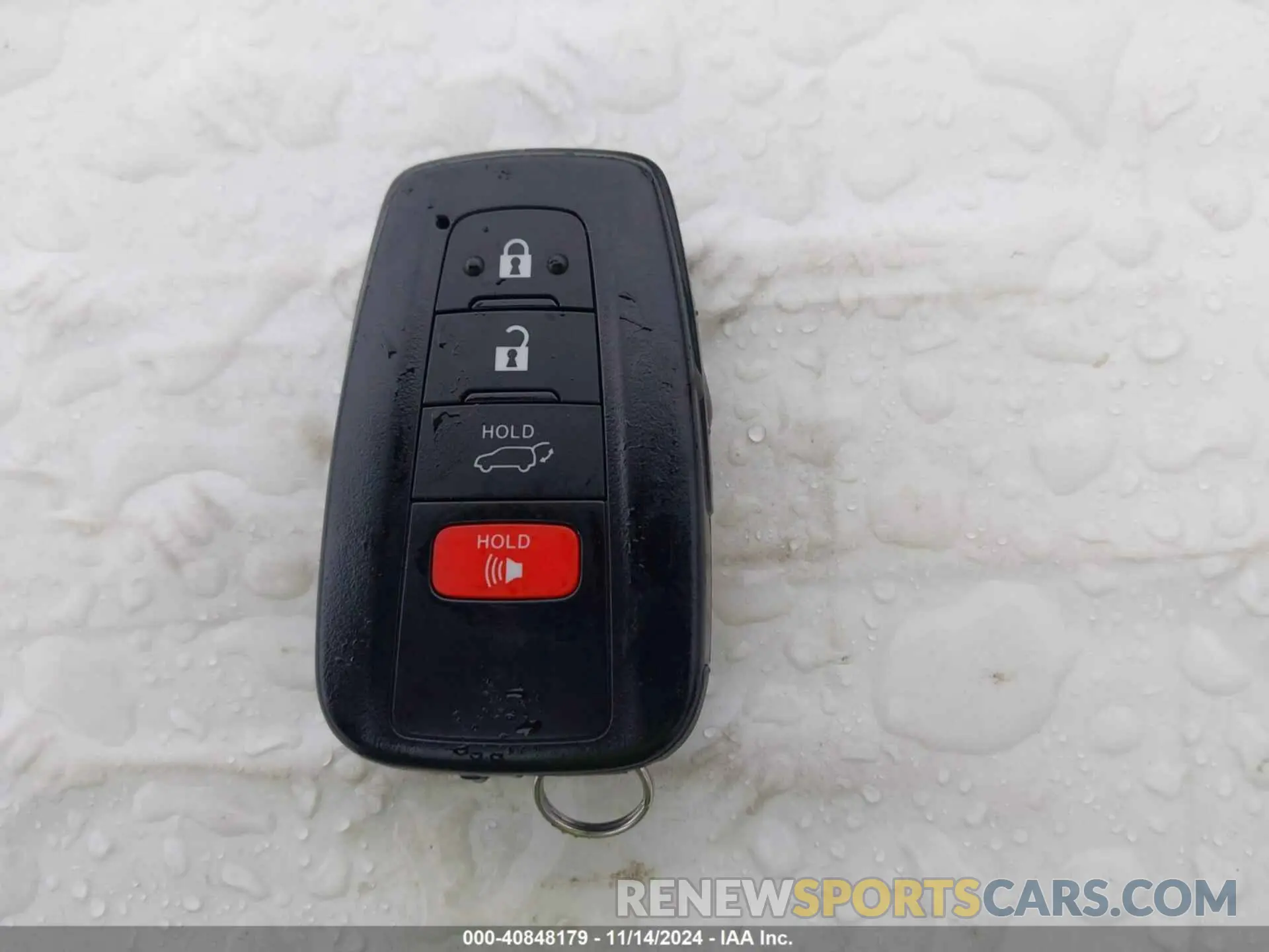 11 Photograph of a damaged car 2T3B6RFV5RW059052 TOYOTA RAV4 HYBRID 2024