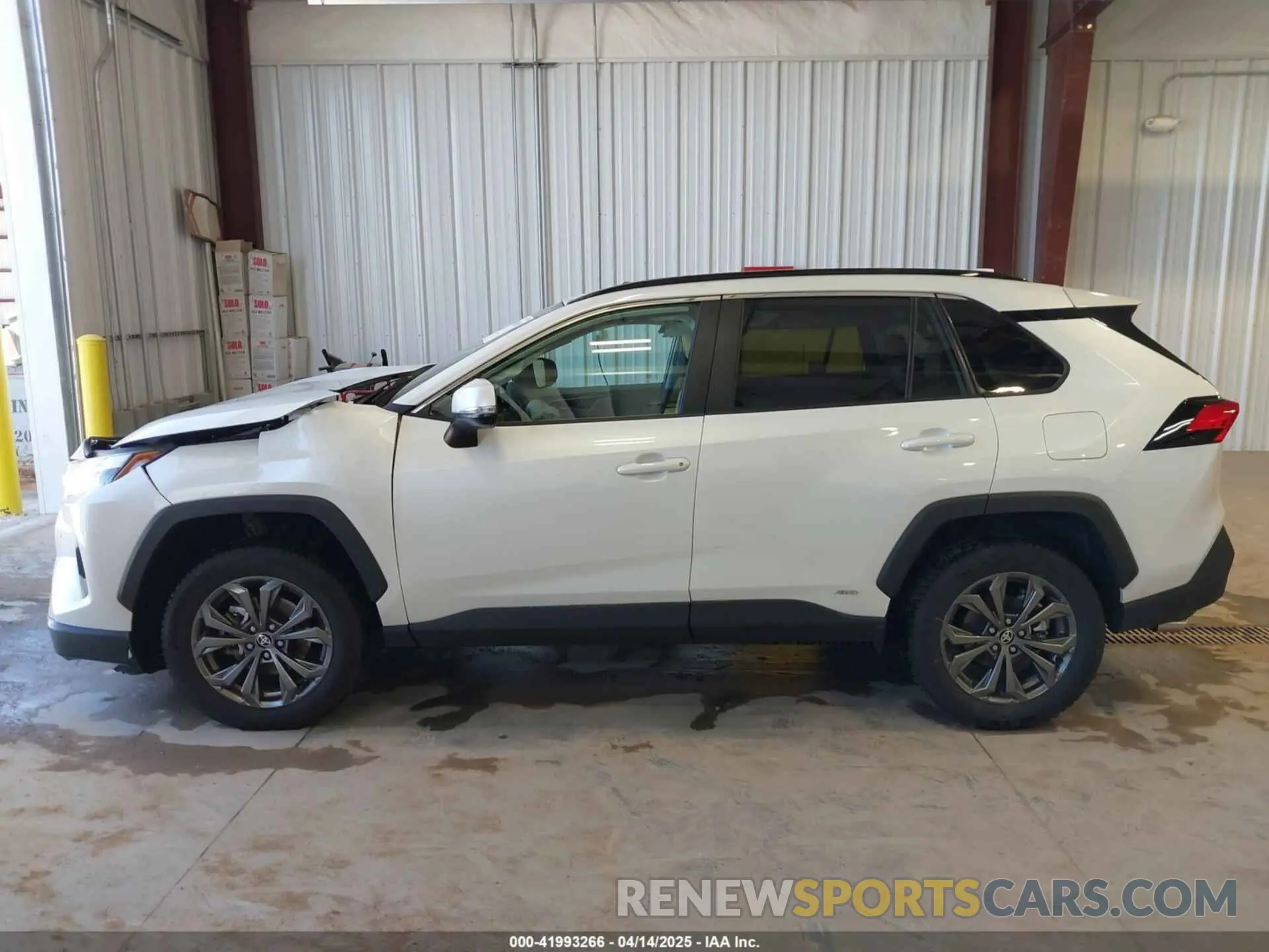 15 Photograph of a damaged car 2T3B6RFV5RW081035 TOYOTA RAV4 HYBRID 2024