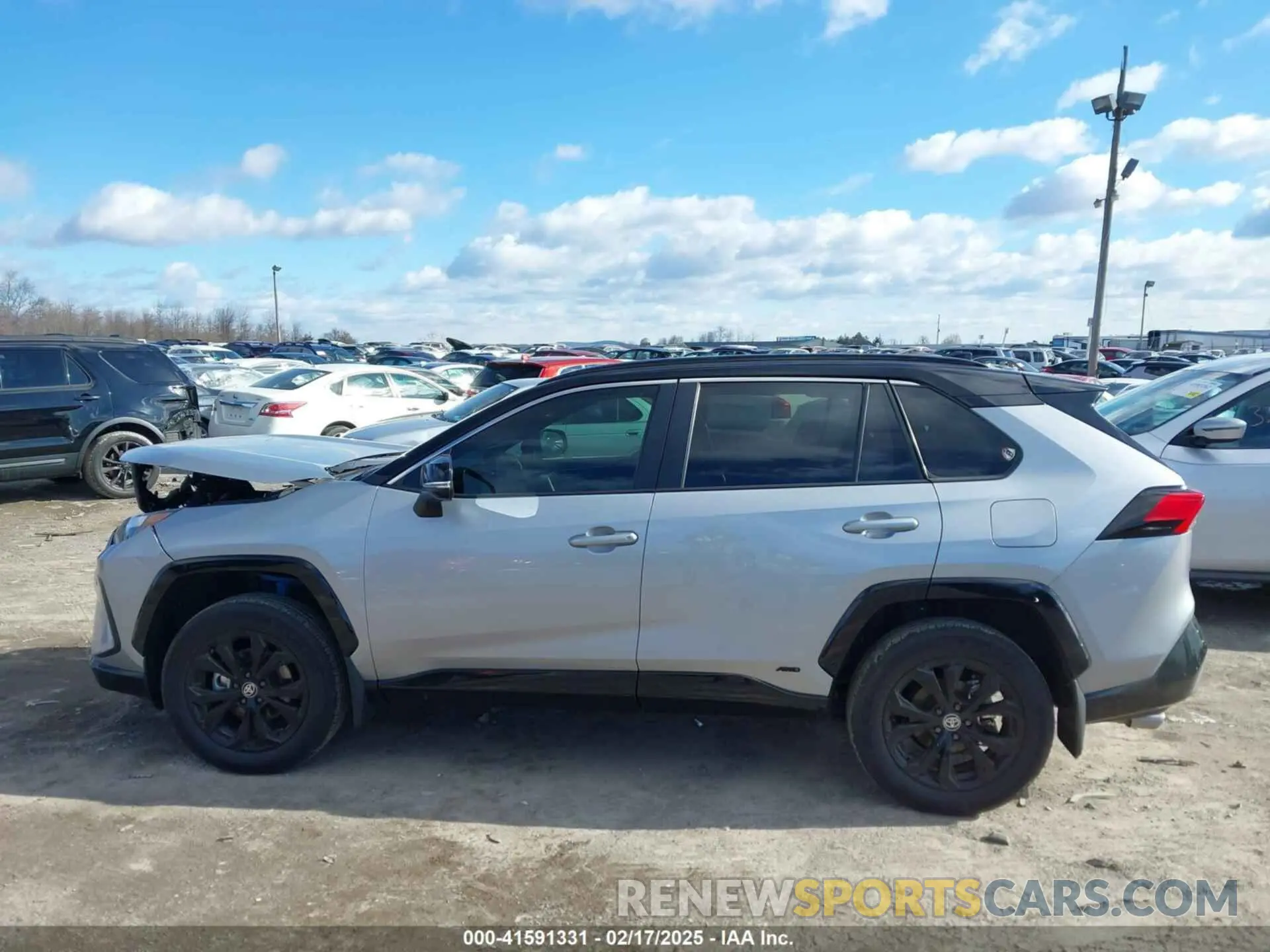 14 Photograph of a damaged car 2T3E6RFV0RW052121 TOYOTA RAV4 HYBRID 2024