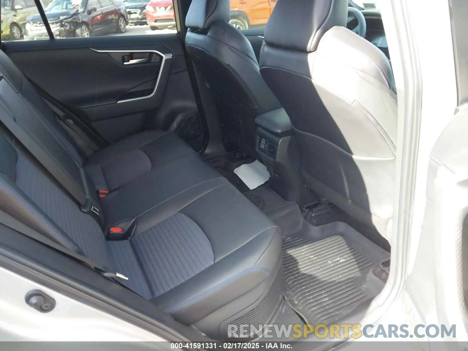 8 Photograph of a damaged car 2T3E6RFV0RW052121 TOYOTA RAV4 HYBRID 2024