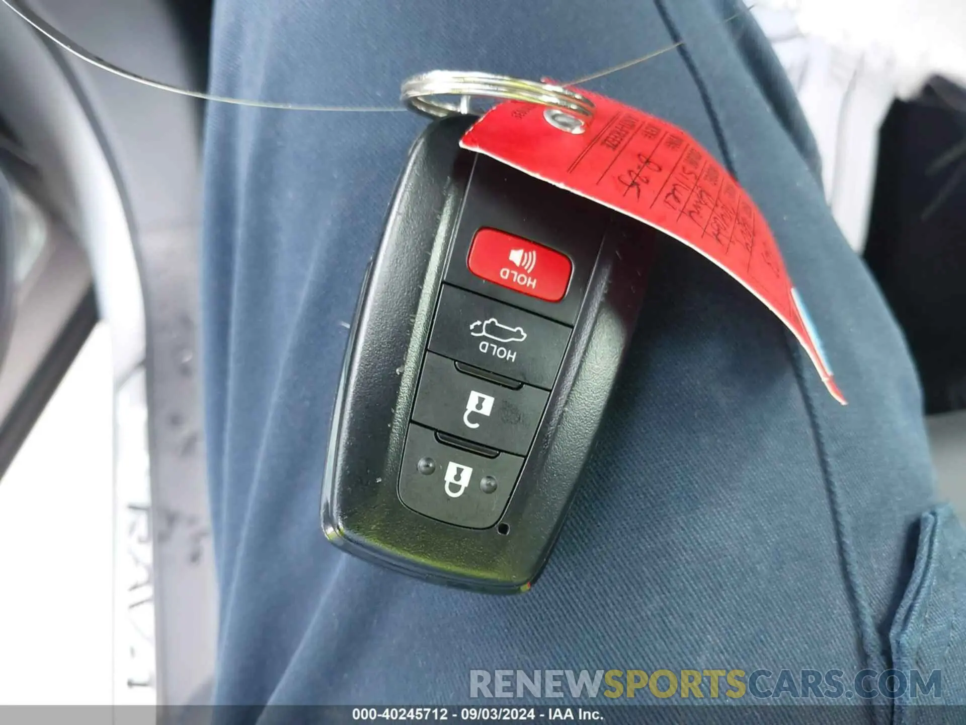 11 Photograph of a damaged car 2T3E6RFV0RW069873 TOYOTA RAV4 HYBRID 2024