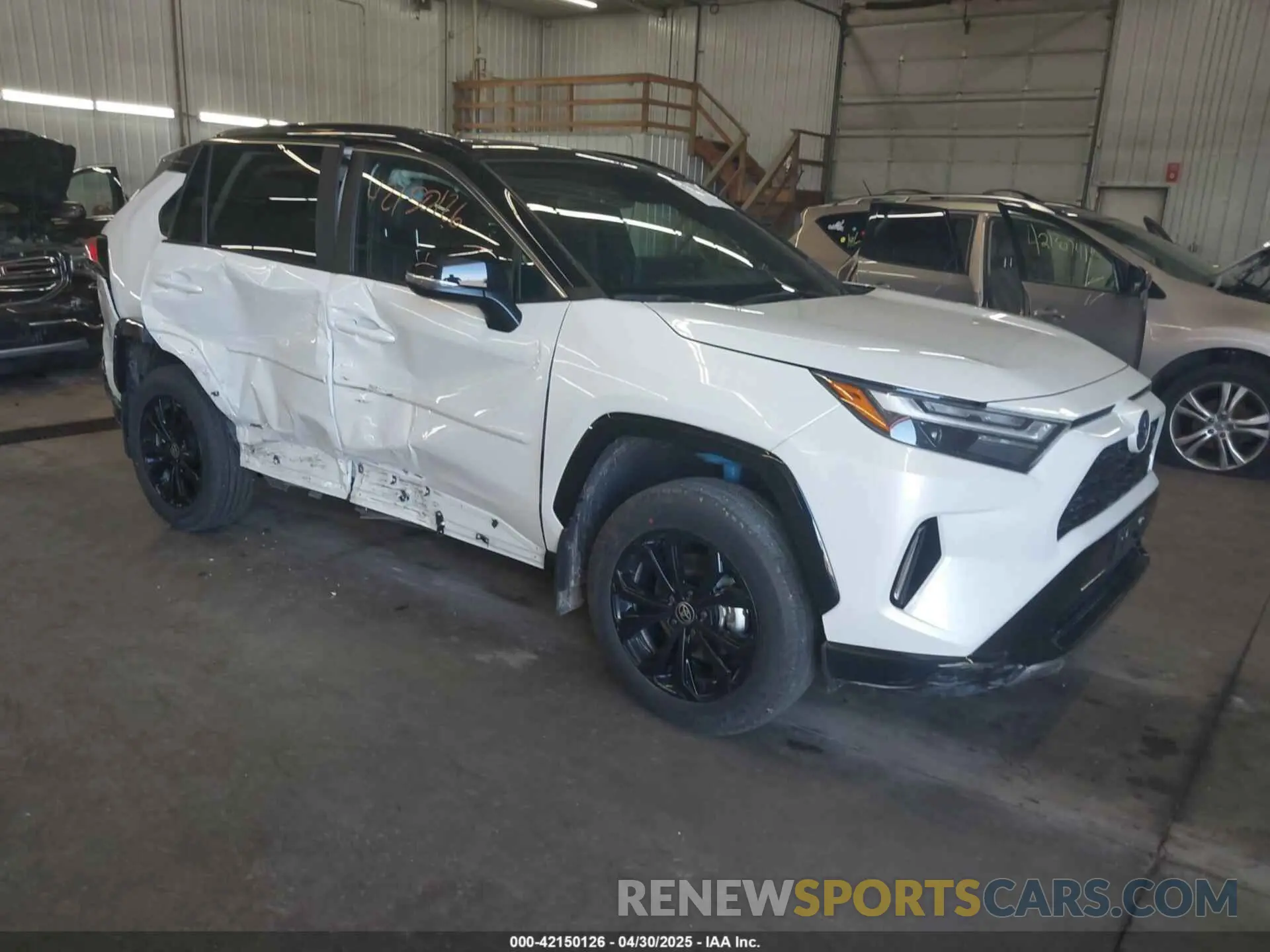 1 Photograph of a damaged car 2T3E6RFV3RW080544 TOYOTA RAV4 HYBRID 2024