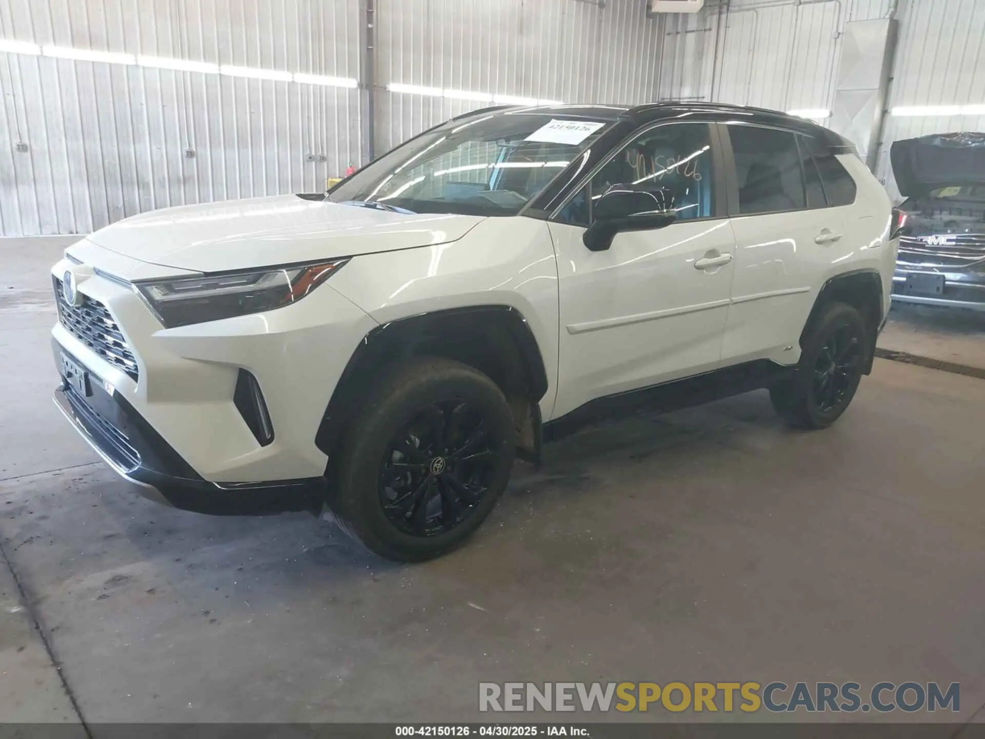 2 Photograph of a damaged car 2T3E6RFV3RW080544 TOYOTA RAV4 HYBRID 2024
