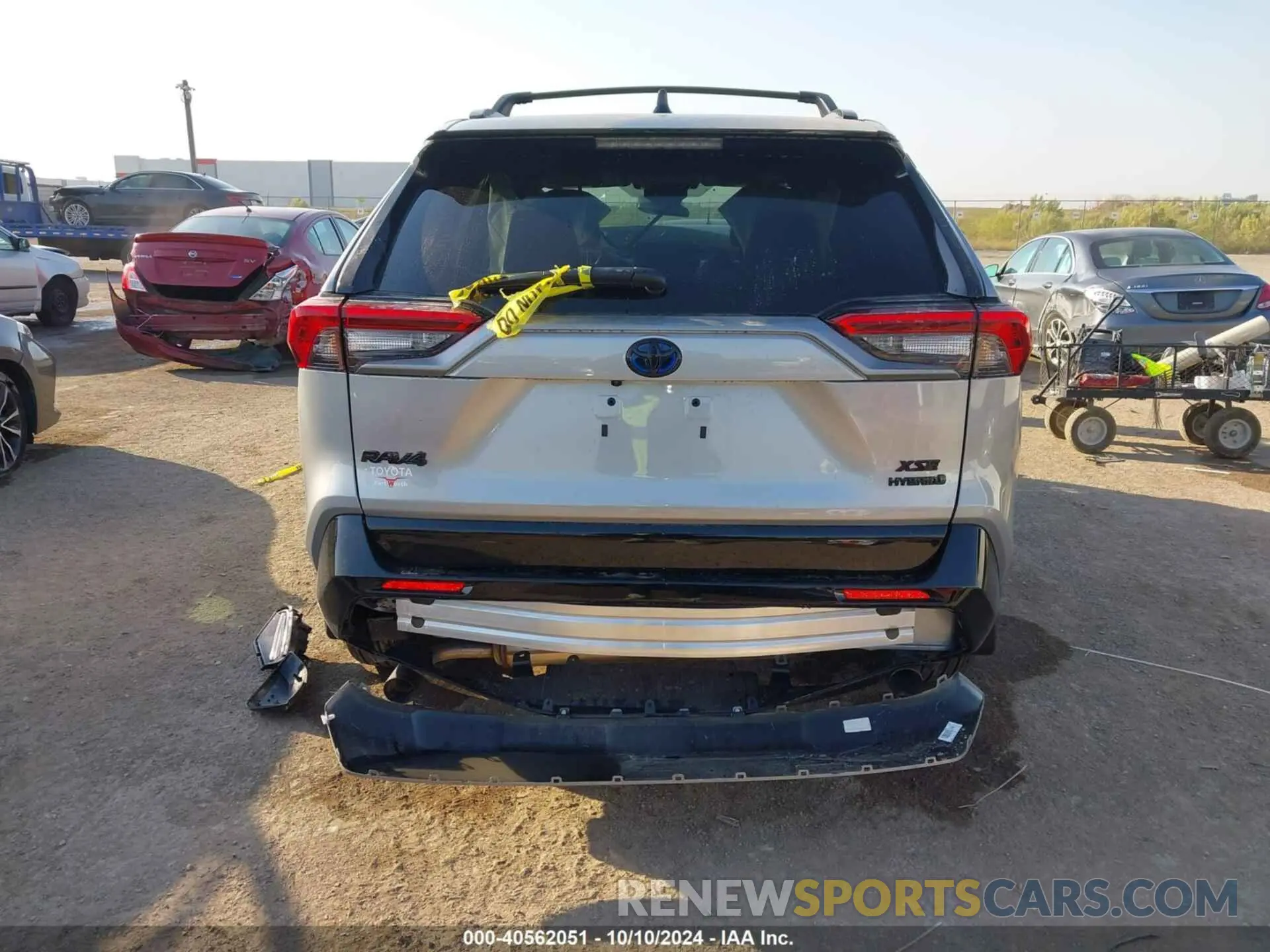 17 Photograph of a damaged car 2T3E6RFV5RW073269 TOYOTA RAV4 HYBRID 2024