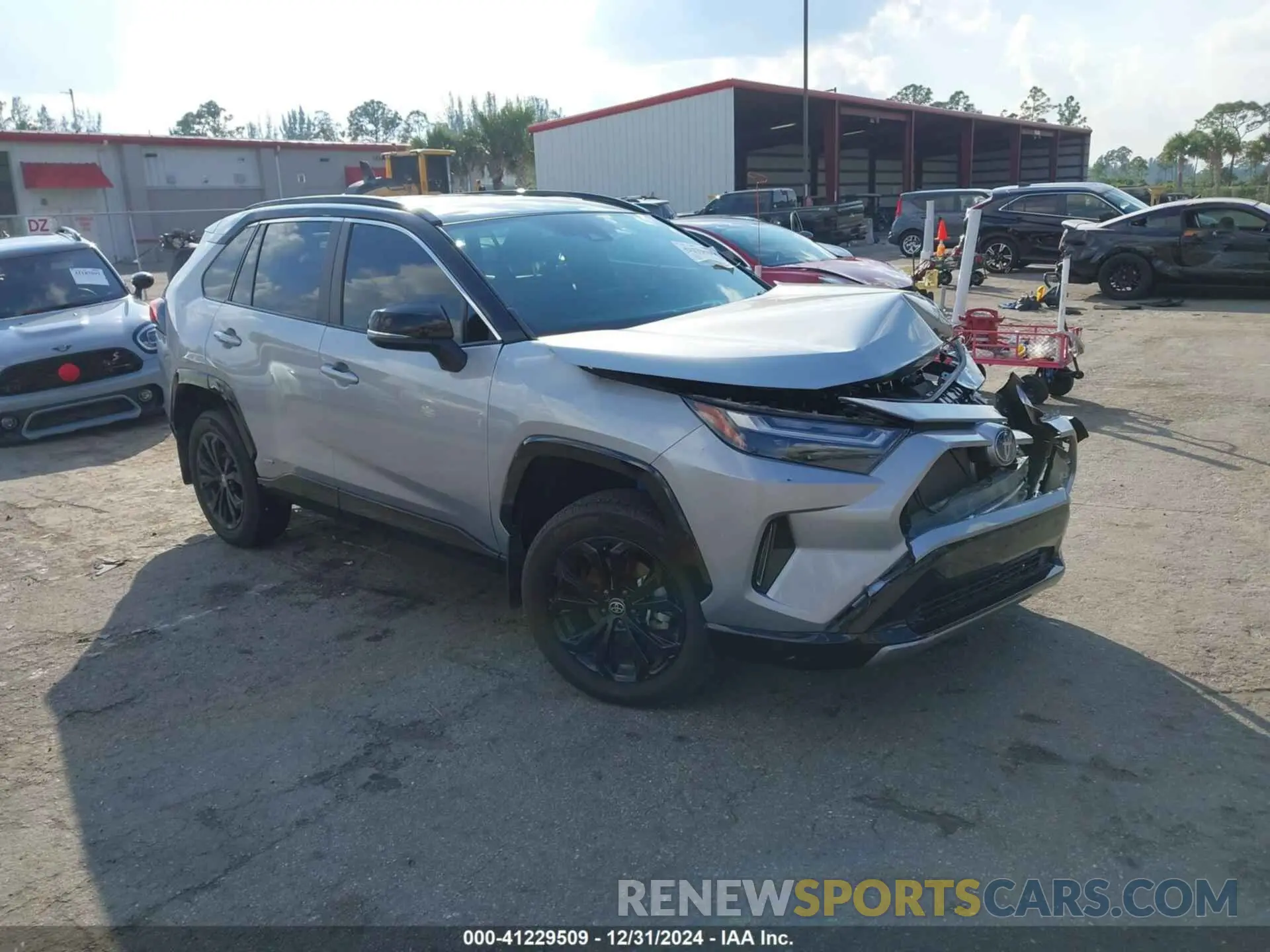 1 Photograph of a damaged car 2T3E6RFV7RW053105 TOYOTA RAV4 HYBRID 2024