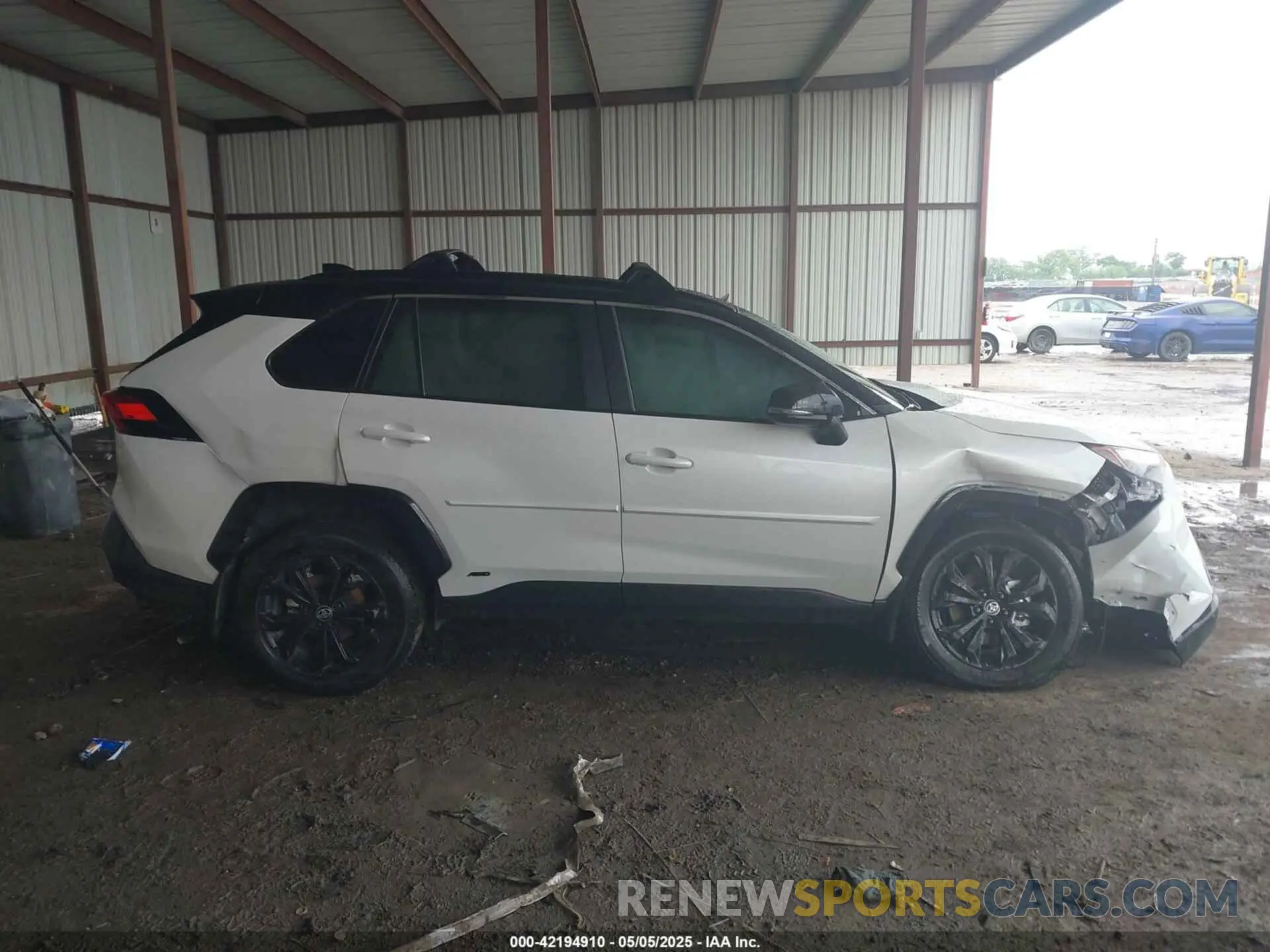 13 Photograph of a damaged car 2T3E6RFV7RW077162 TOYOTA RAV4 HYBRID 2024