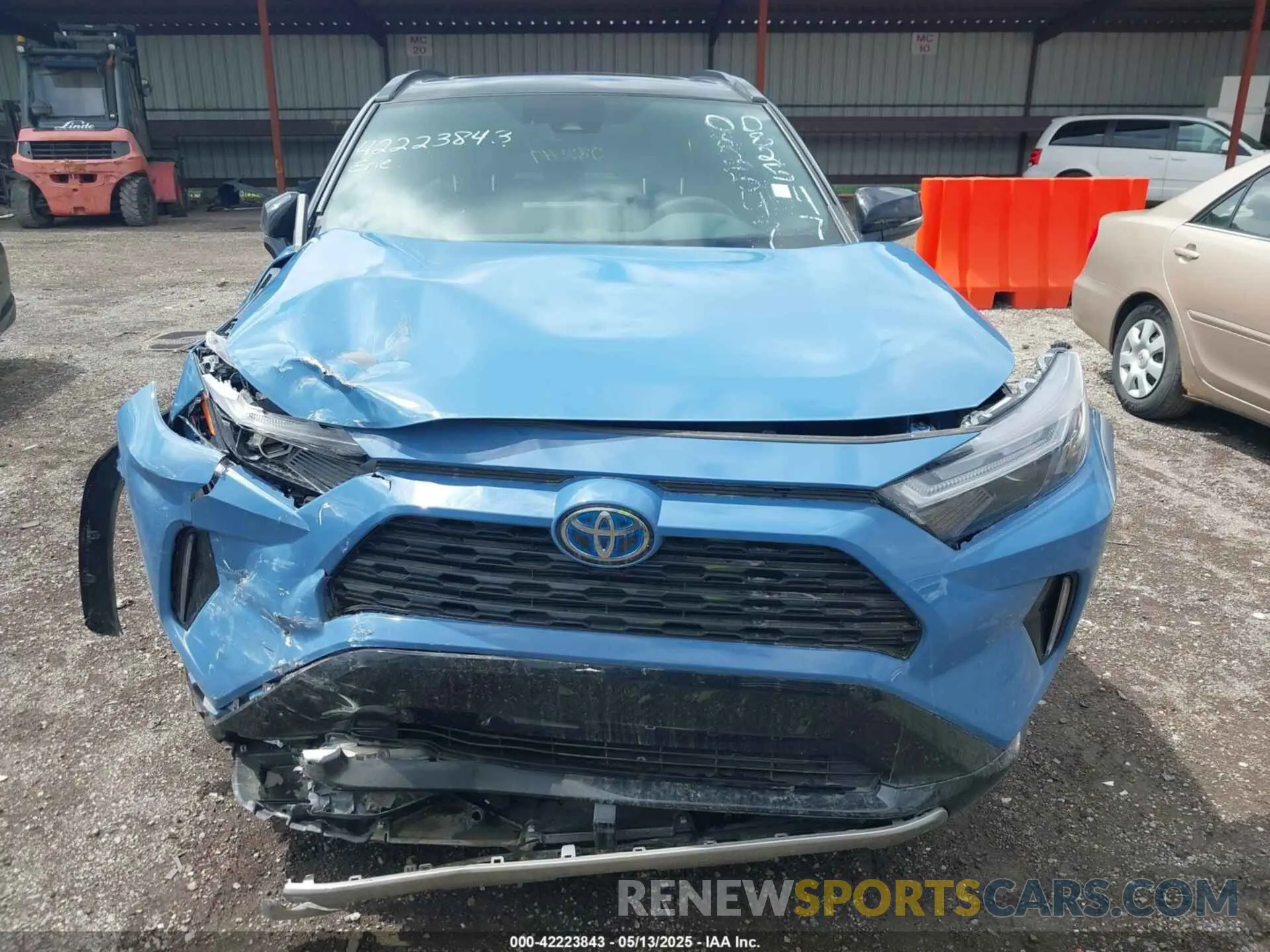 12 Photograph of a damaged car 2T3E6RFV8RW082547 TOYOTA RAV4 HYBRID 2024