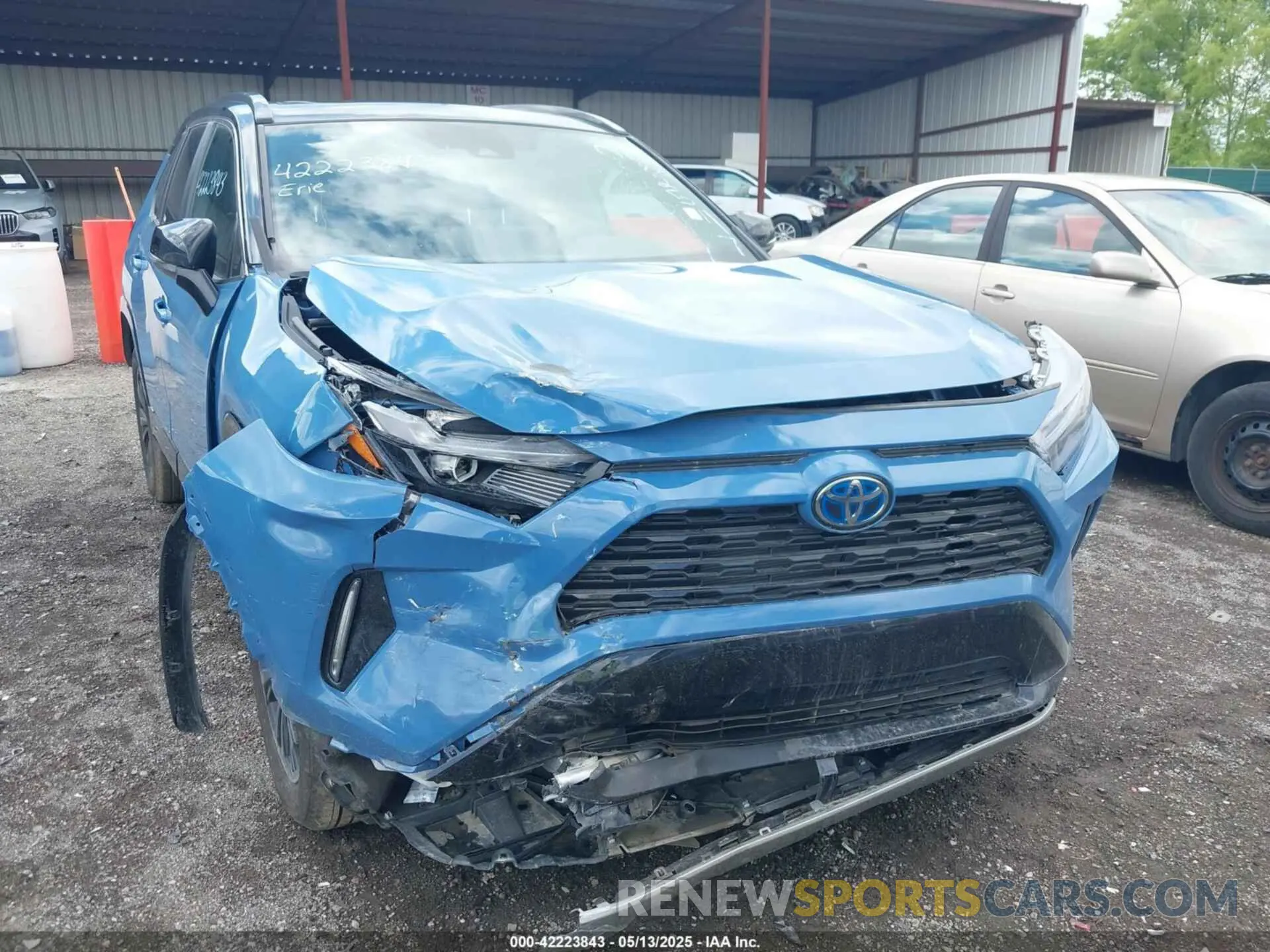 6 Photograph of a damaged car 2T3E6RFV8RW082547 TOYOTA RAV4 HYBRID 2024