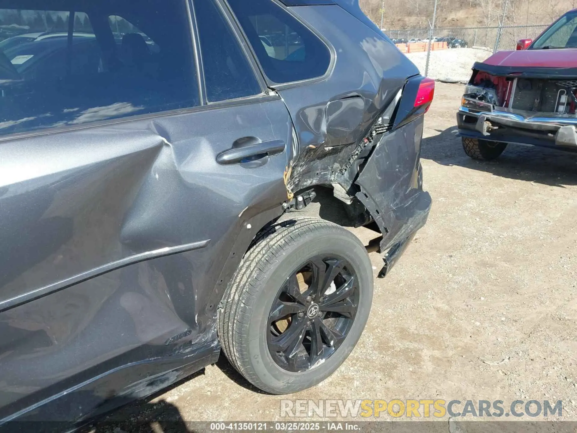 17 Photograph of a damaged car 2T3E6RFVXRW052367 TOYOTA RAV4 HYBRID 2024