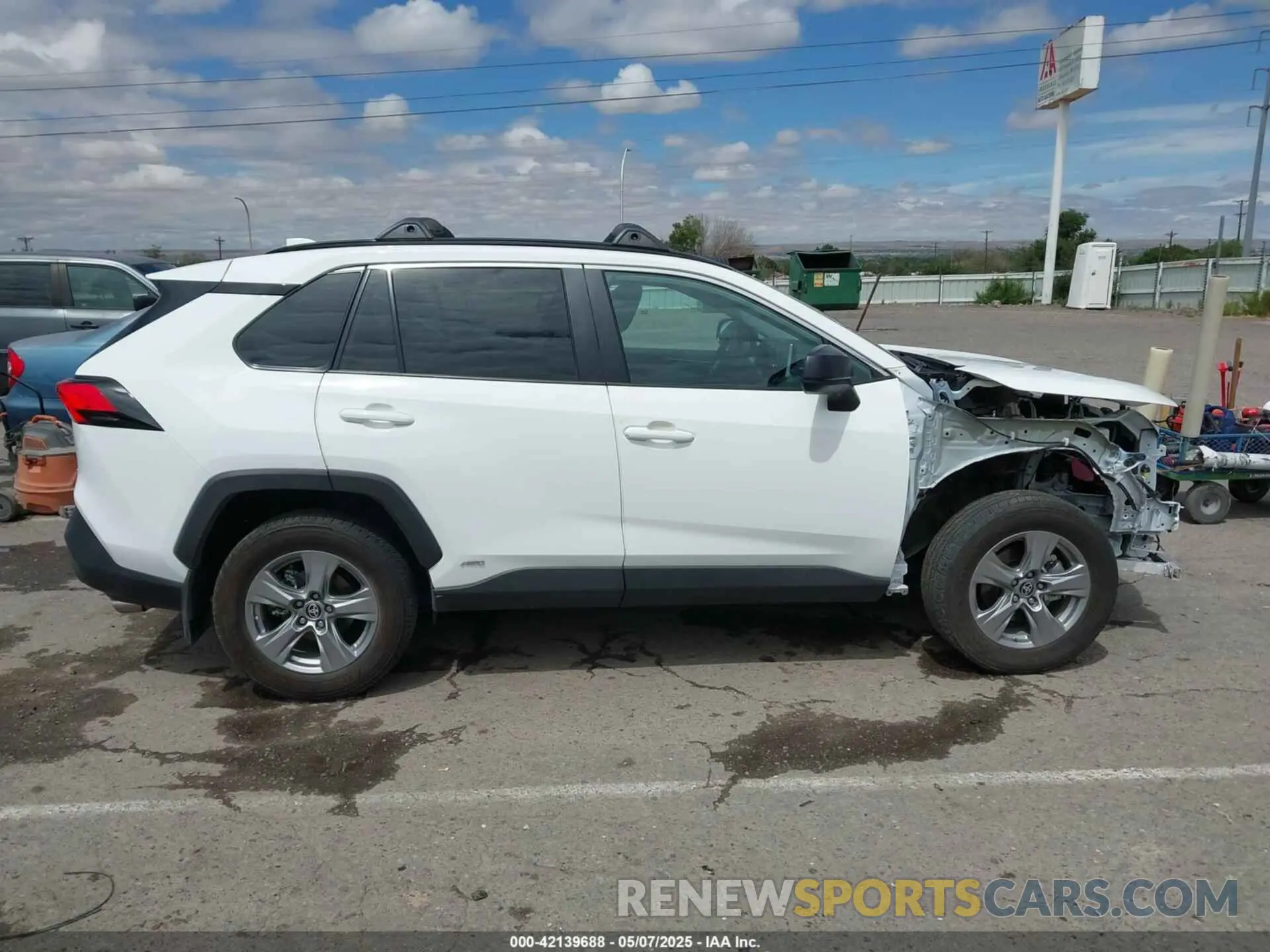 14 Photograph of a damaged car 2T3LWRFVXRW200220 TOYOTA RAV4 HYBRID 2024
