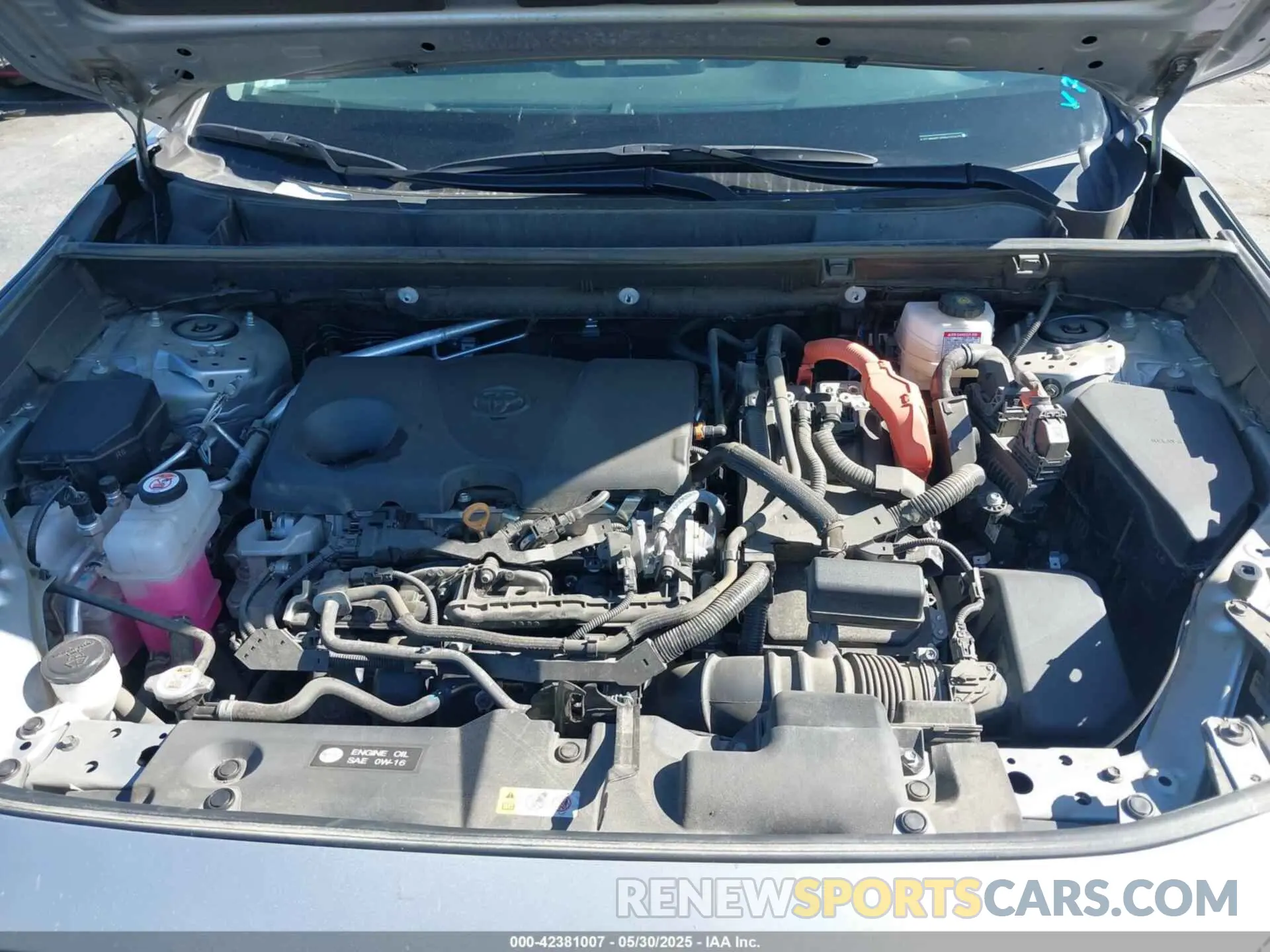 10 Photograph of a damaged car 2T3MWRFV0RW193475 TOYOTA RAV4 HYBRID 2024