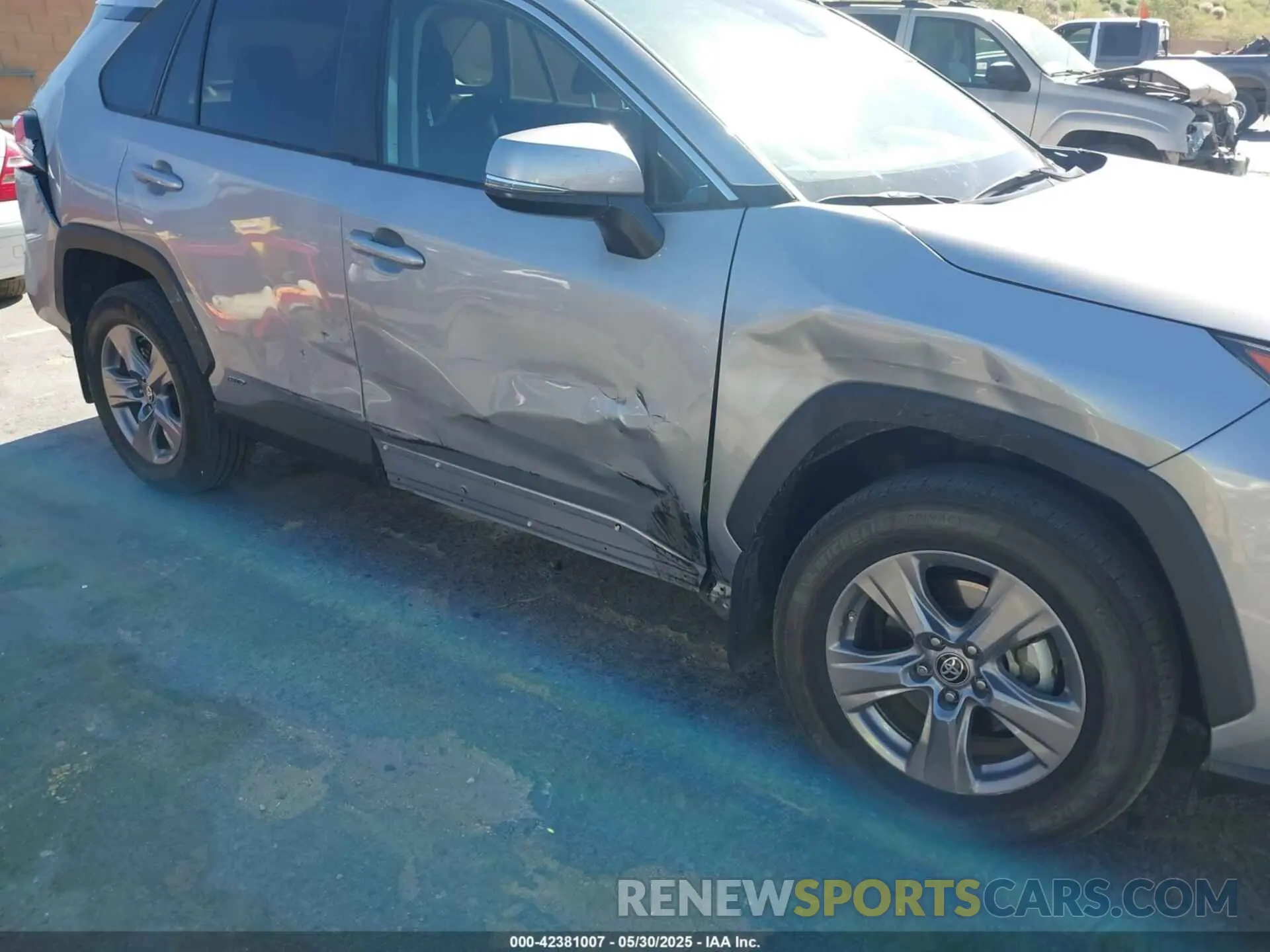 6 Photograph of a damaged car 2T3MWRFV0RW193475 TOYOTA RAV4 HYBRID 2024
