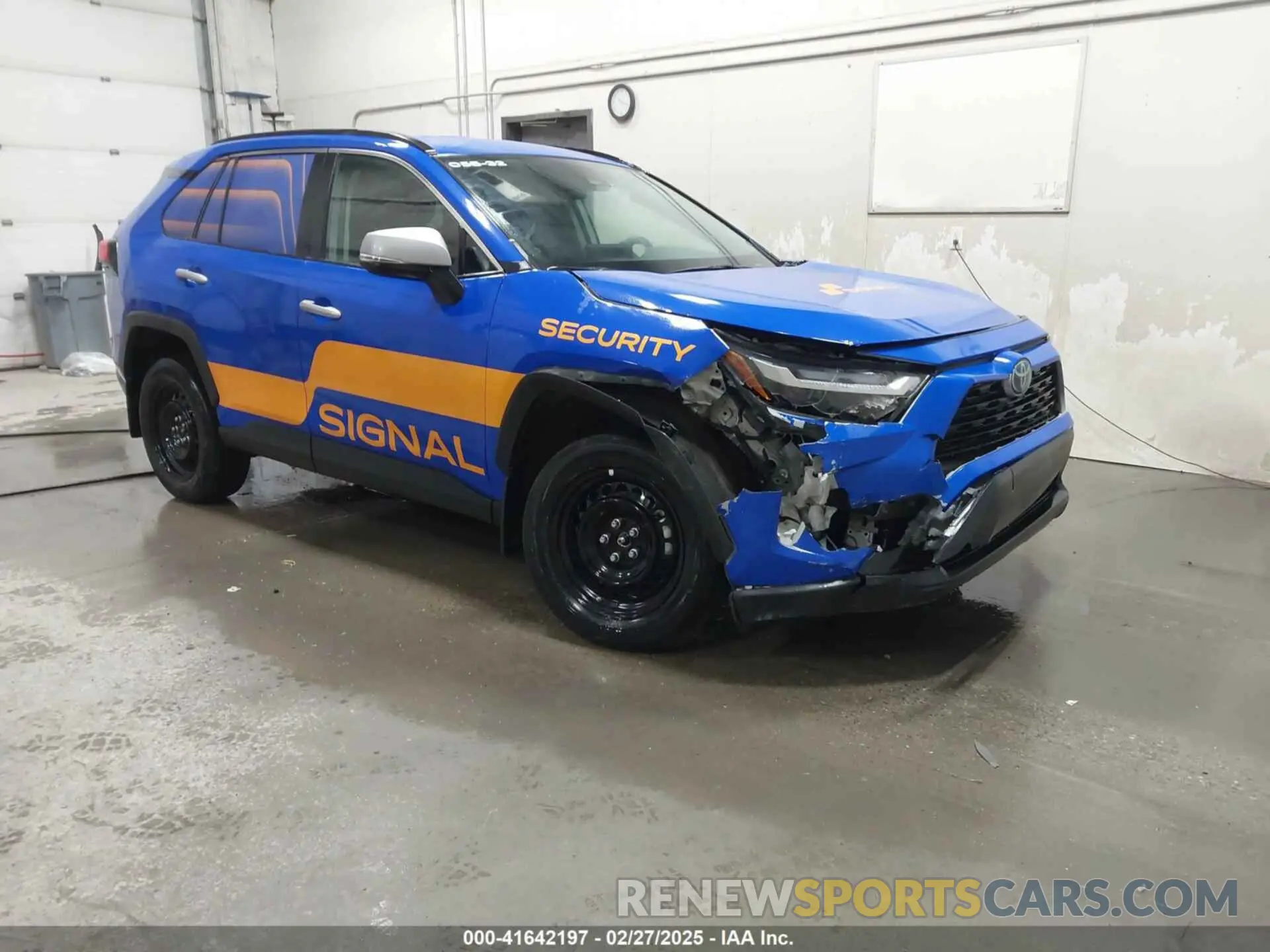 1 Photograph of a damaged car 2T3MWRFV1RW209263 TOYOTA RAV4 HYBRID 2024