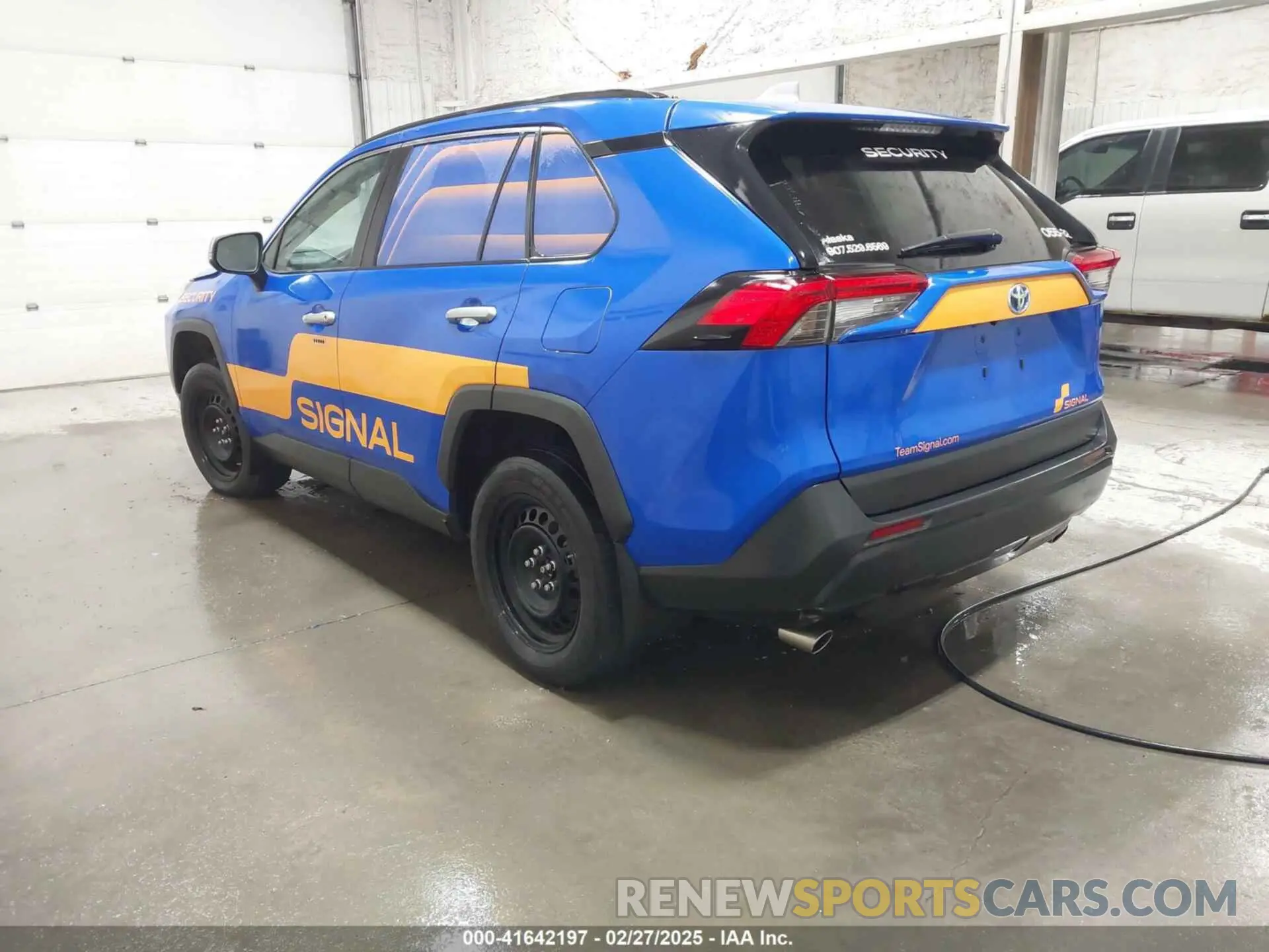 3 Photograph of a damaged car 2T3MWRFV1RW209263 TOYOTA RAV4 HYBRID 2024