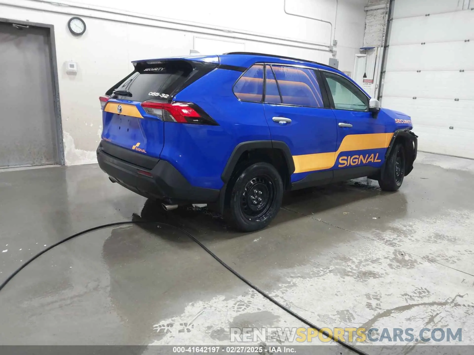 4 Photograph of a damaged car 2T3MWRFV1RW209263 TOYOTA RAV4 HYBRID 2024